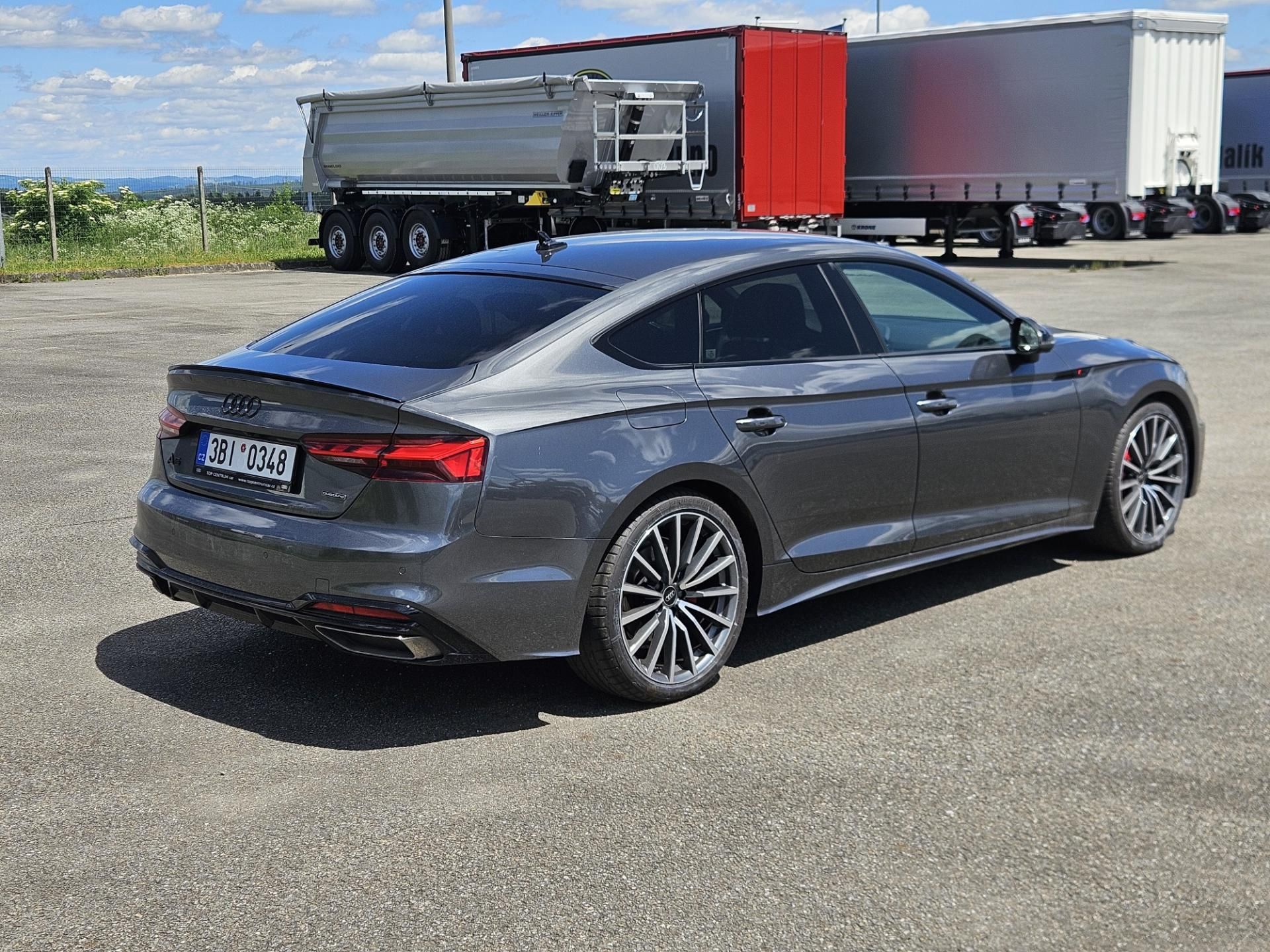 Audi A5, Sportback S-Line quattro aut - fotka 3