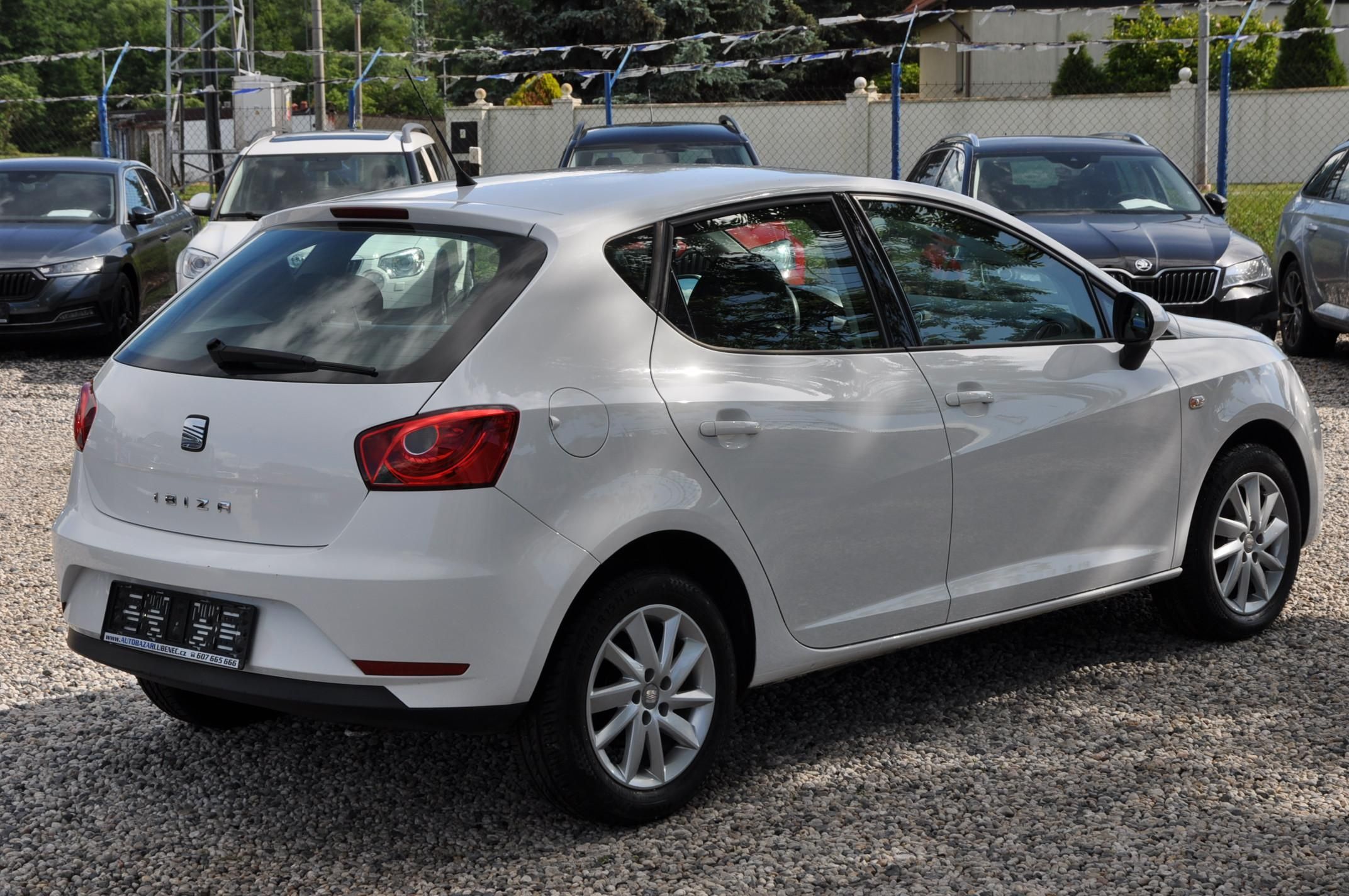 Seat Ibiza, 1.2i 51kW Style - fotka 3