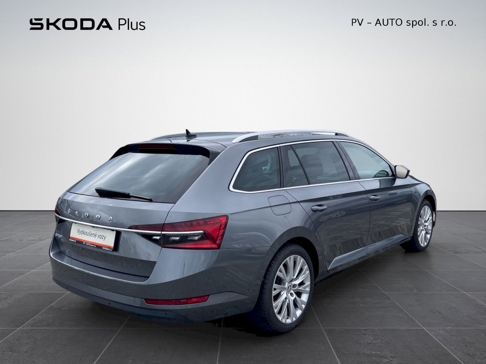 Škoda Superb, 2.0 TDI 110kW DSG Style Plus c - fotka 2