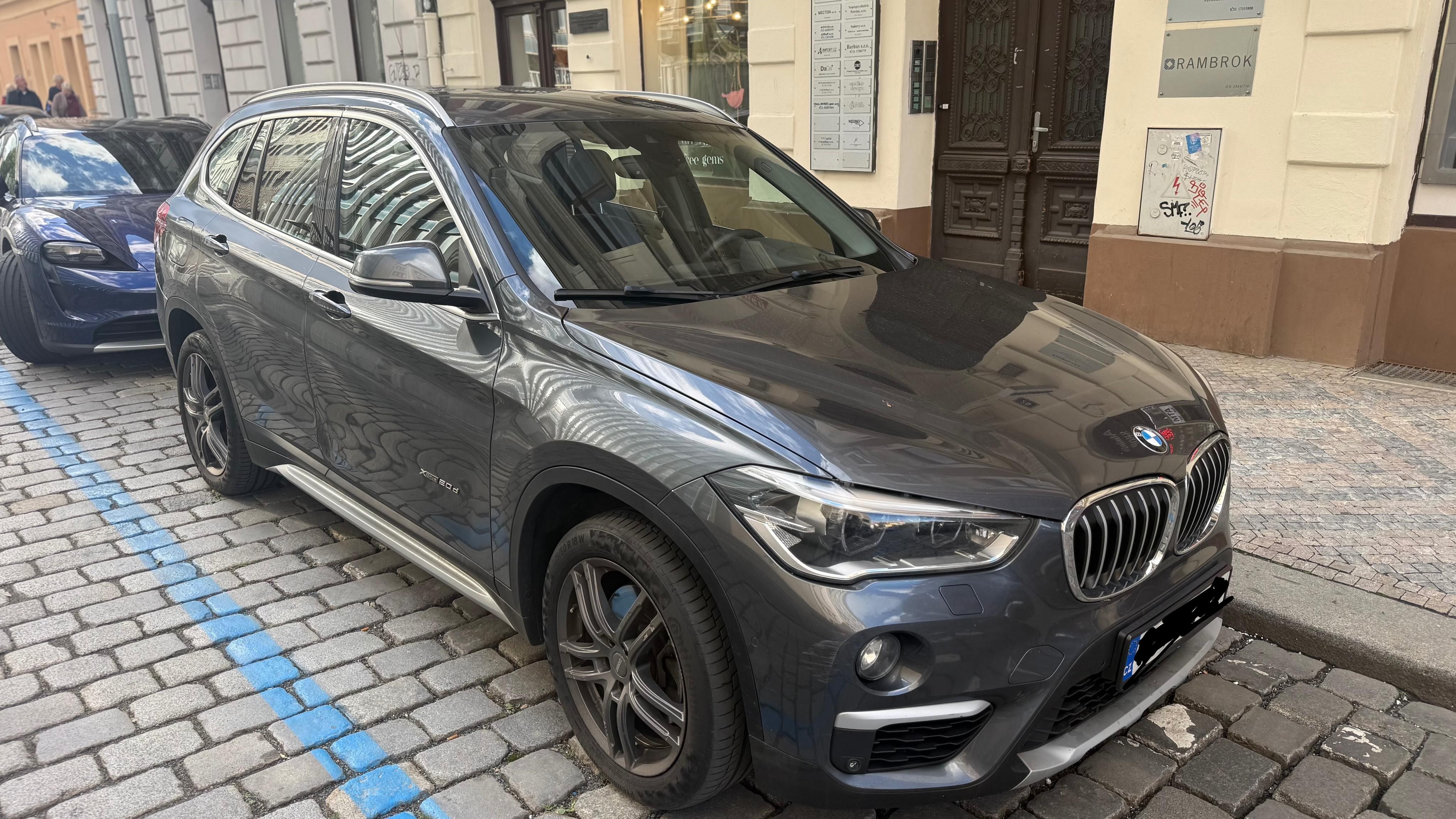 BMW X1, BMW X1 xDrive, 140kW, Aut., CZ