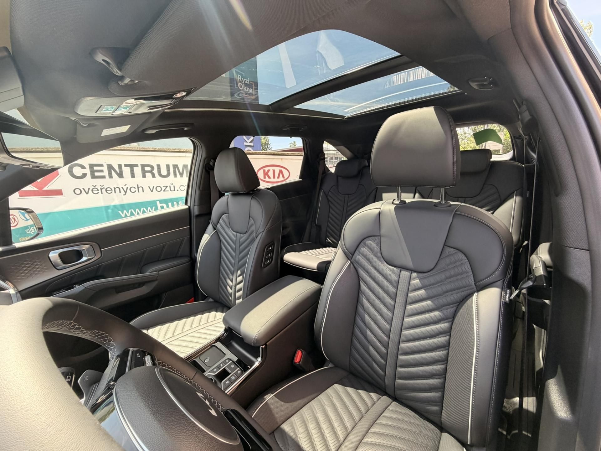 Kia Sorento, 1.6-NOVÝ VŮZ-ZÁRUKA-MAX.VÝBAVA - fotka 2