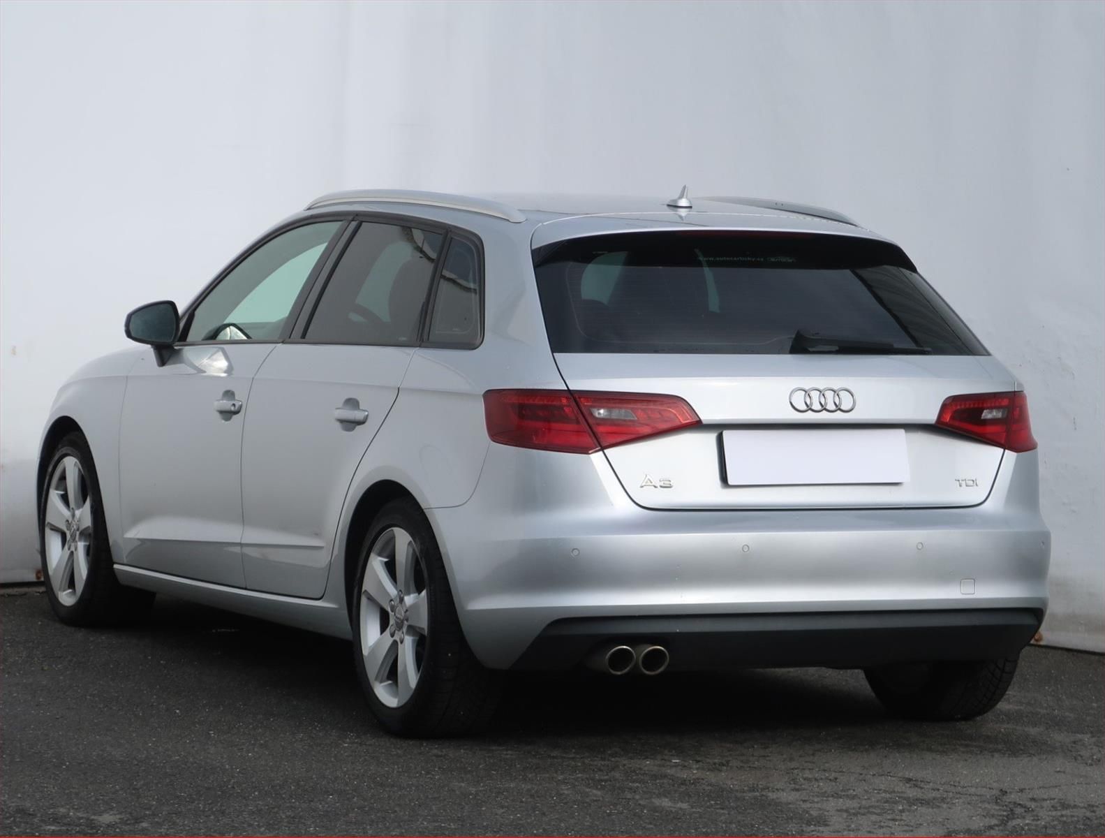 Audi A3, 2.0 TDI, Sport, Serv.kniha - fotka 4