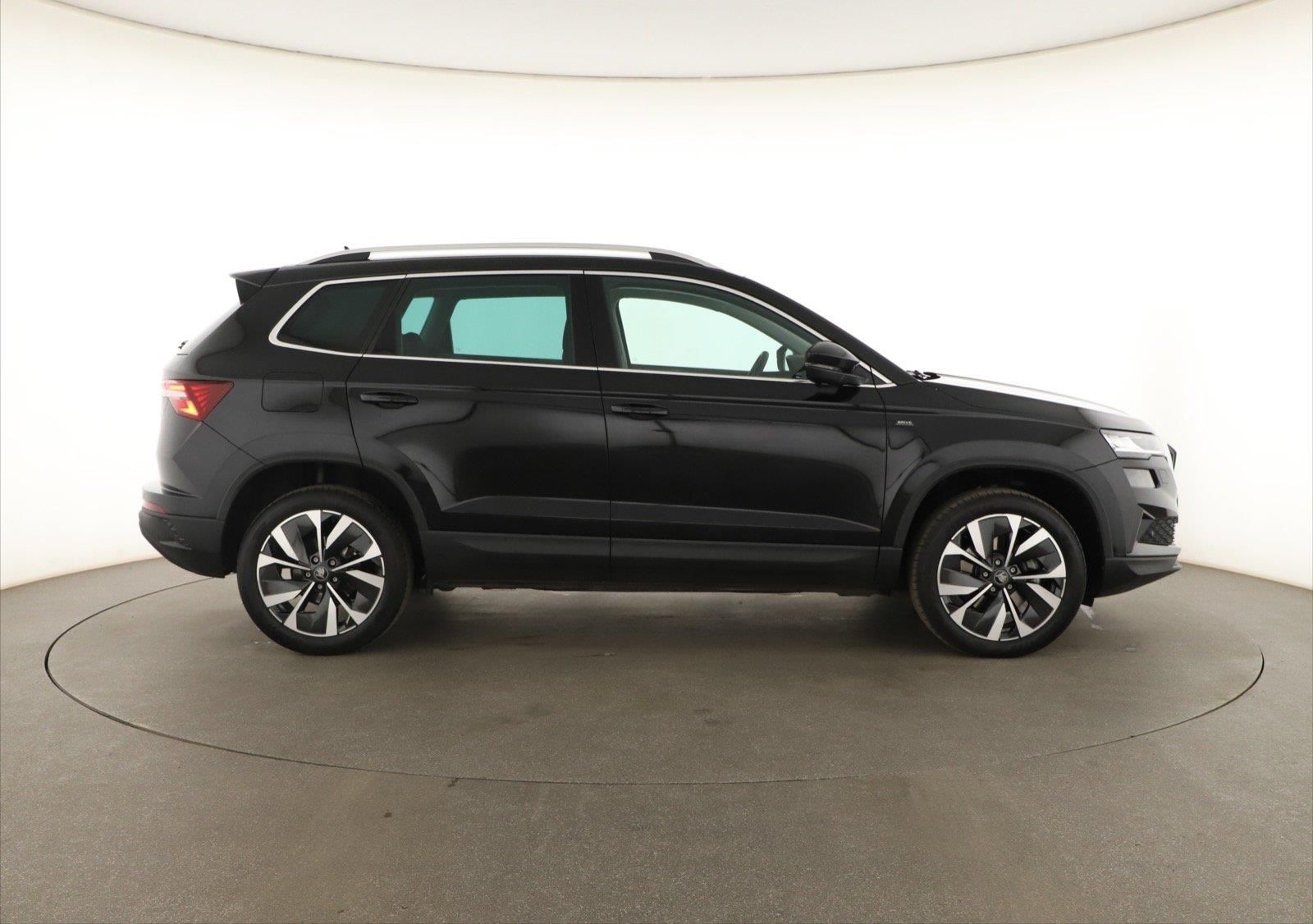 Škoda Karoq, 1.5 TSI, Drive, Drive - fotka 6