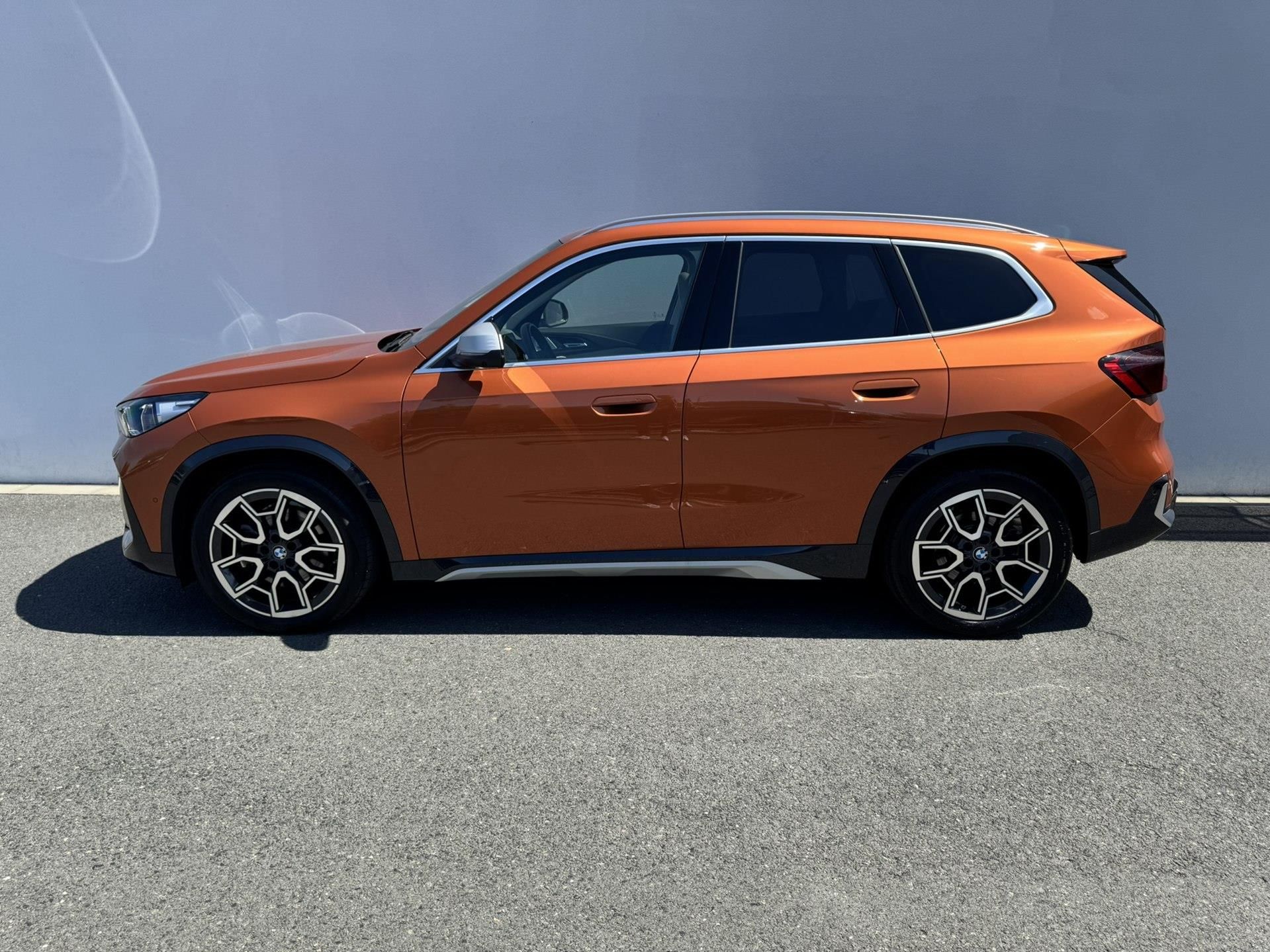 BMW X1, xDrive23D Tažné Harman X-Line - fotka 3