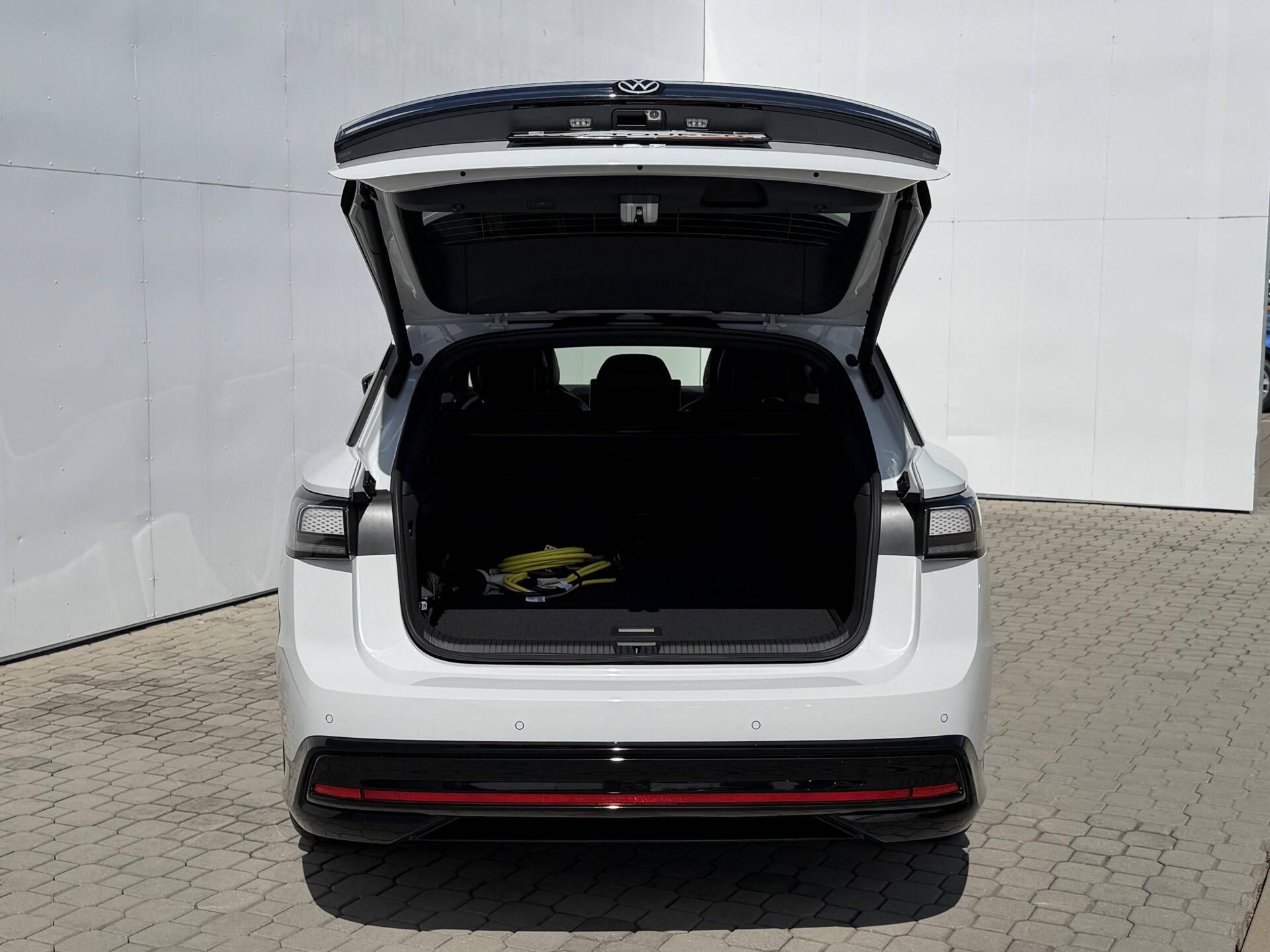 Volkswagen ID.7 Tourer, Pro People 77kWh - fotka 4