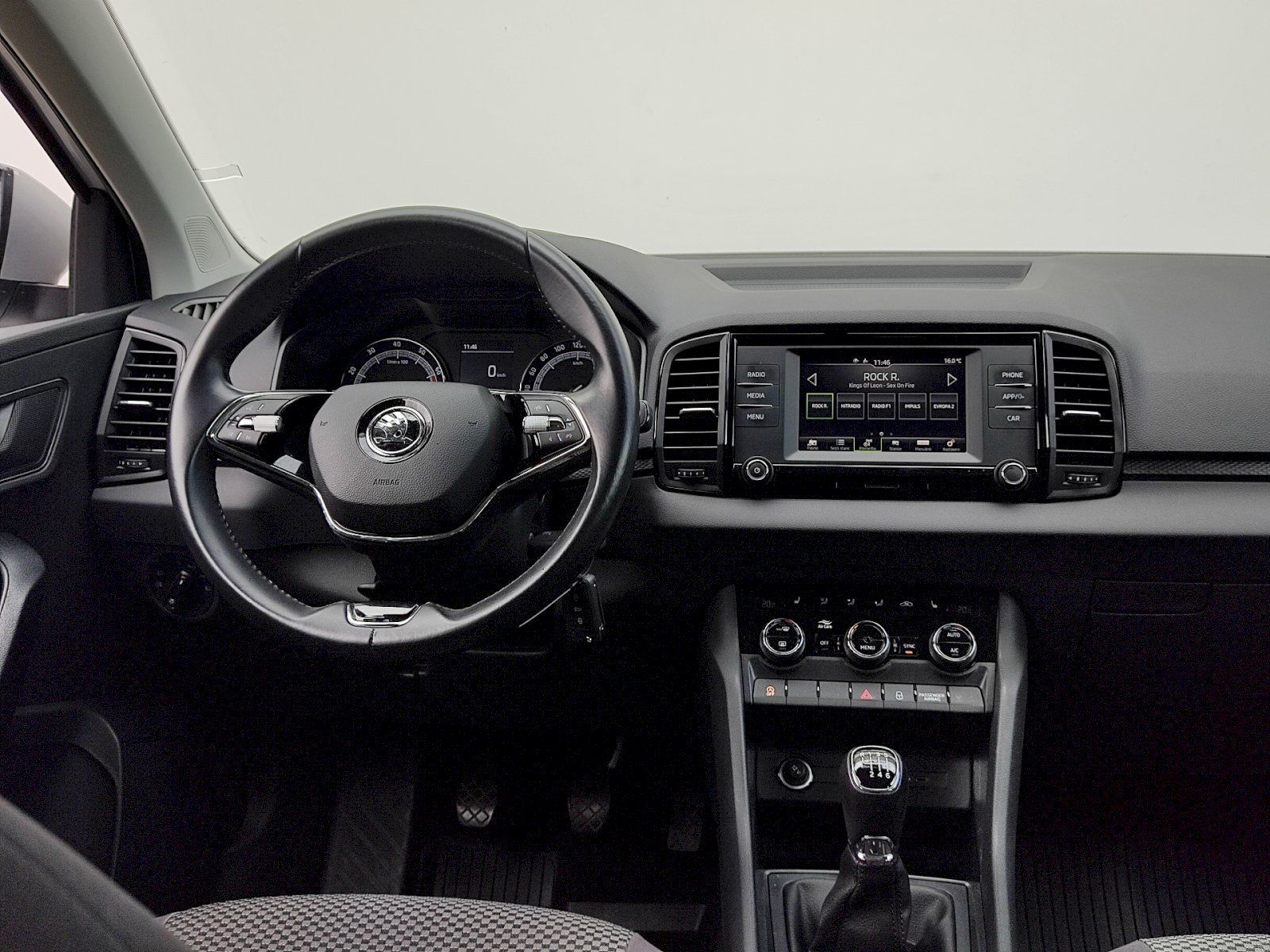 Škoda Karoq, Active 1,5 Tsi - fotka 6