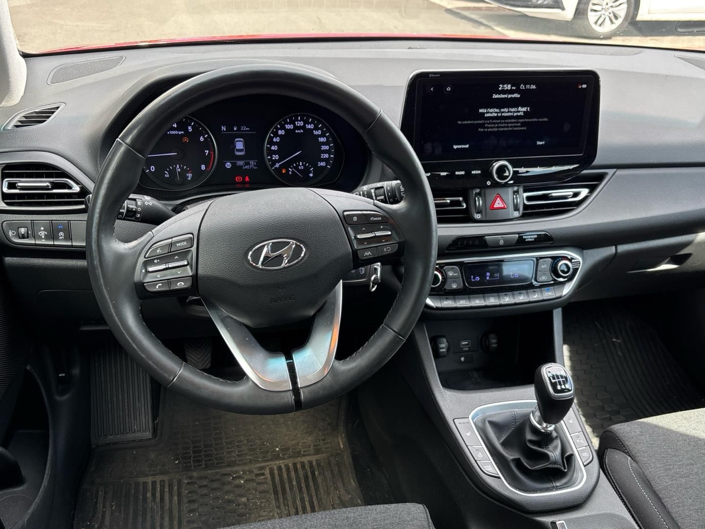 Hyundai i30, 1.5 T-GDI Mild Hybrid / 117 kW - fotka 5