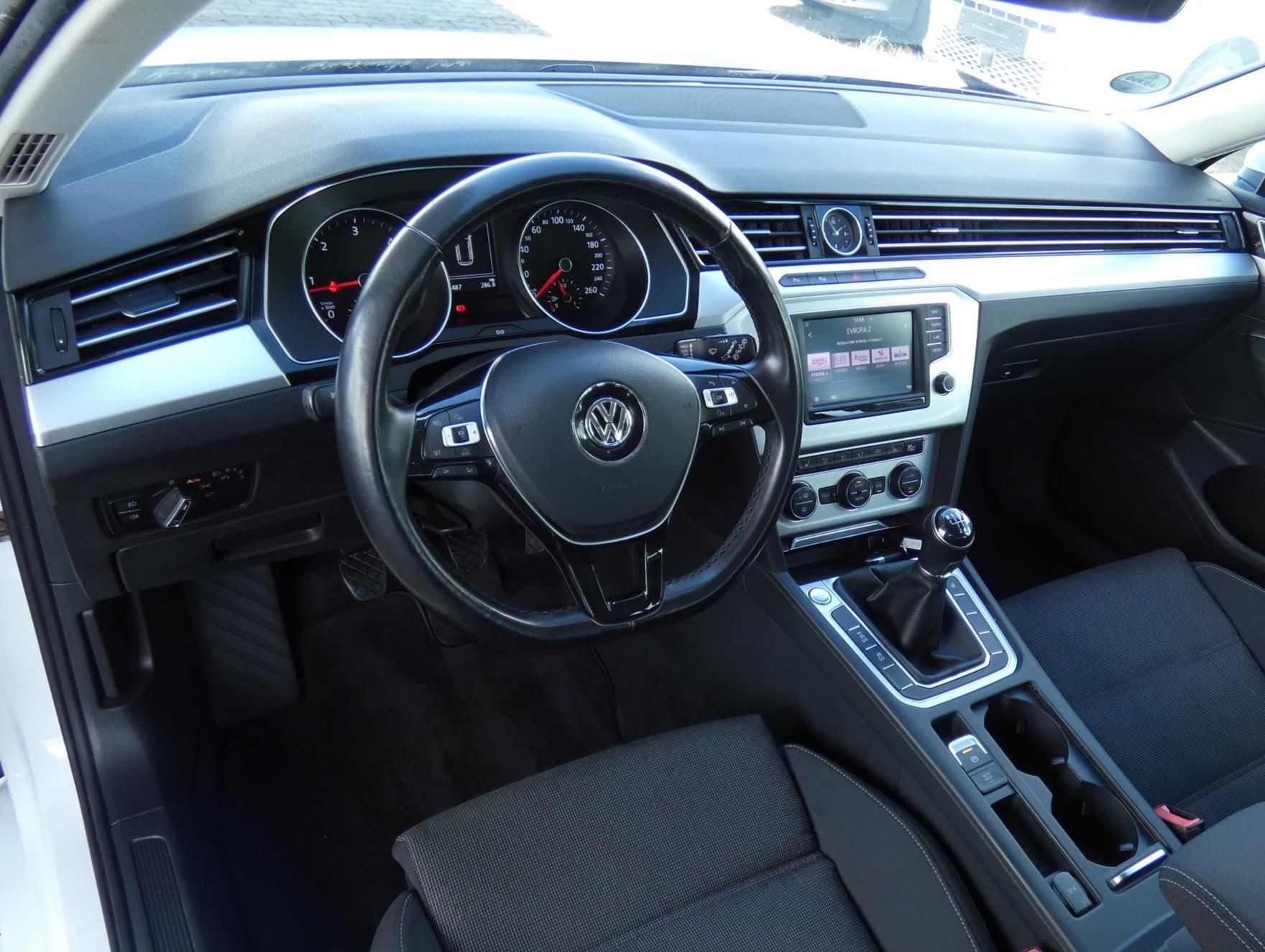 Volkswagen Passat, Variant 2.0 TDI 140KW - fotka 5