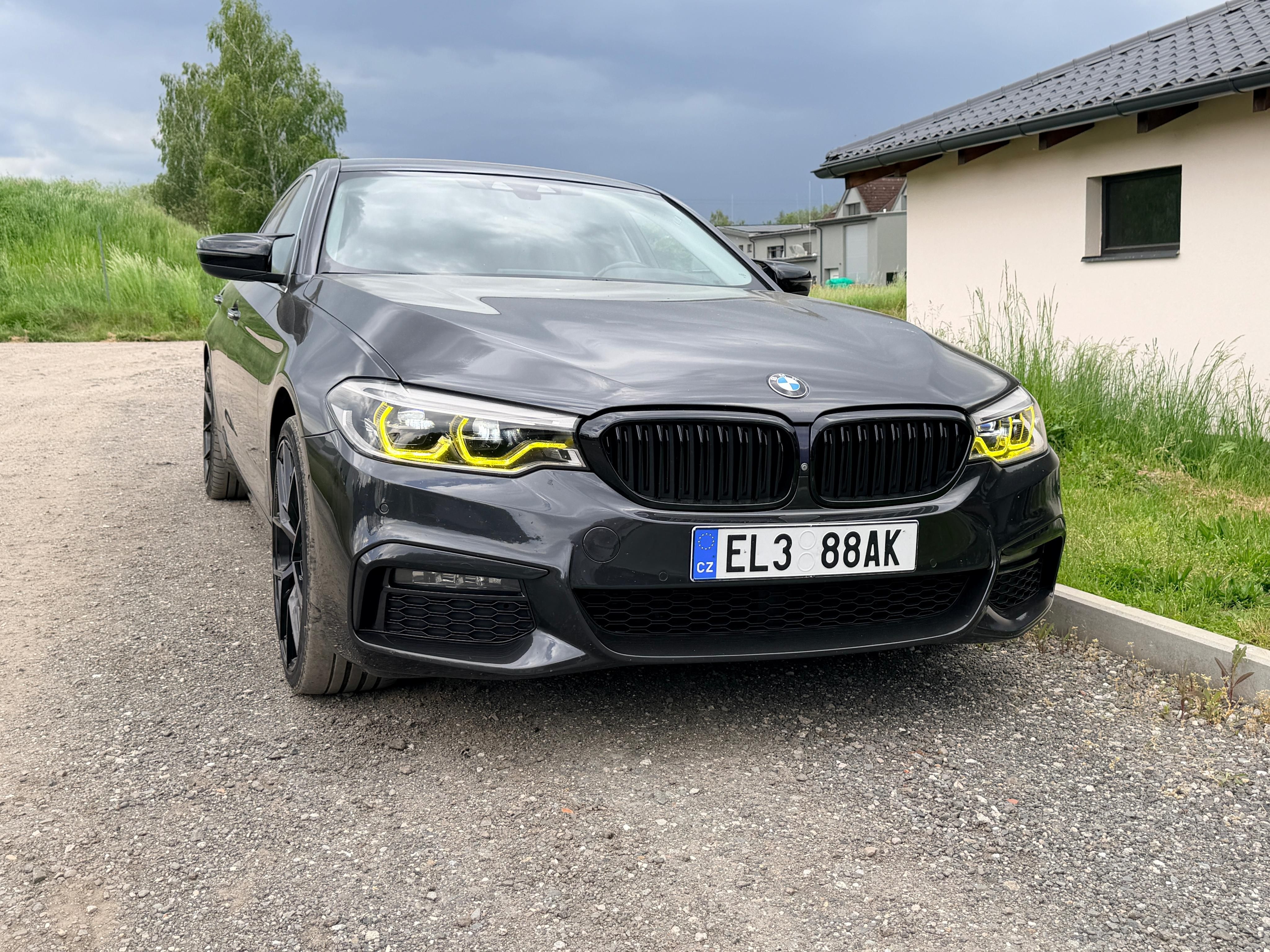 BMW Řada 5, 530e iPerformance, Mpaket - fotka 4