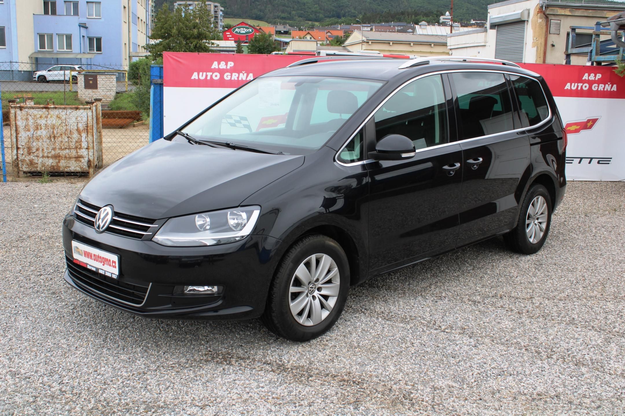 Volkswagen Sharan, 2,0TDI KLIMA NAVI 7MIST - fotka 3