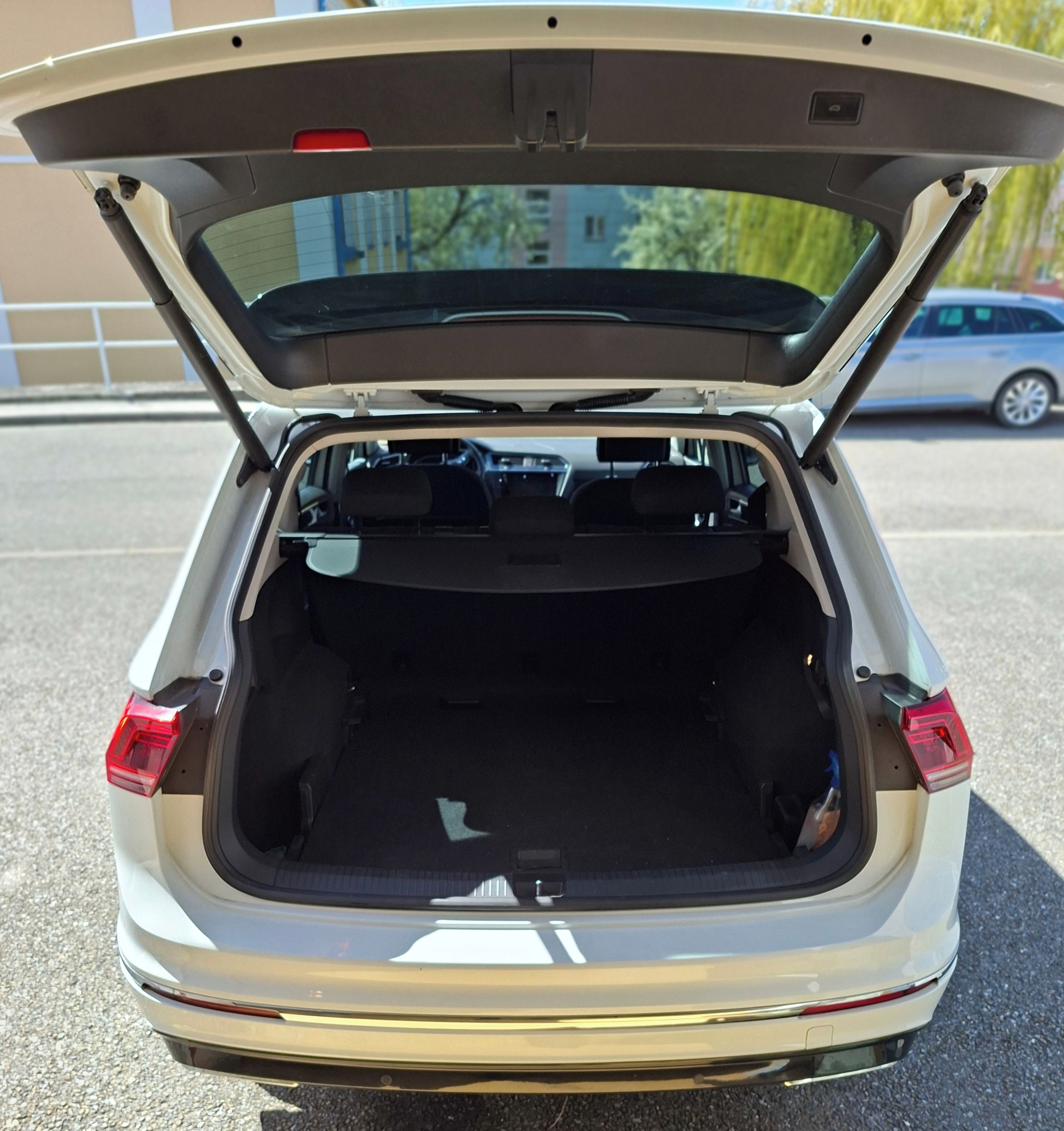 Volkswagen Tiguan Allspace, R-Line - fotka 4