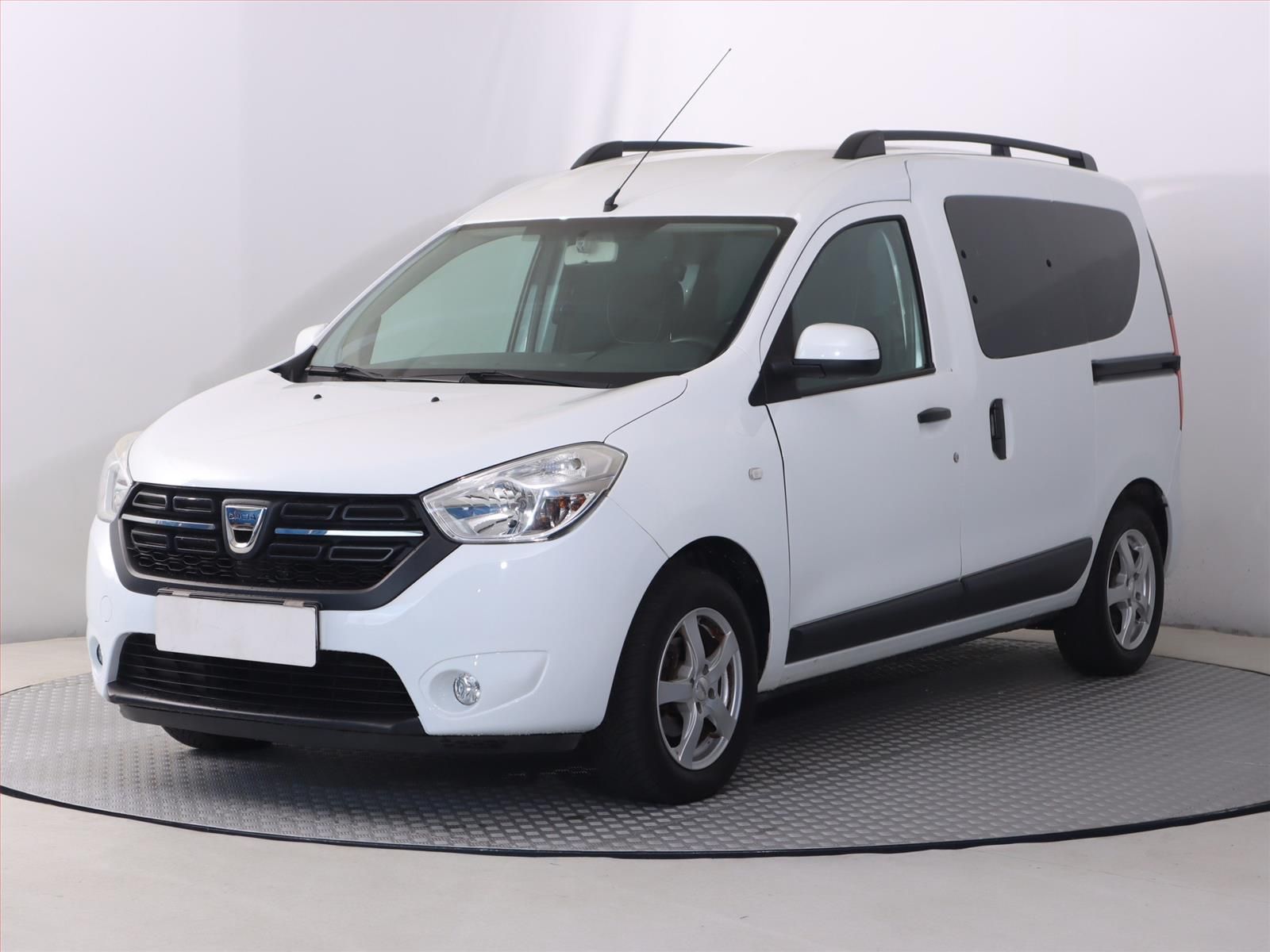 Dacia Dokker, 1.6 SCe, Arctica, 5Míst, ČR - fotka 2