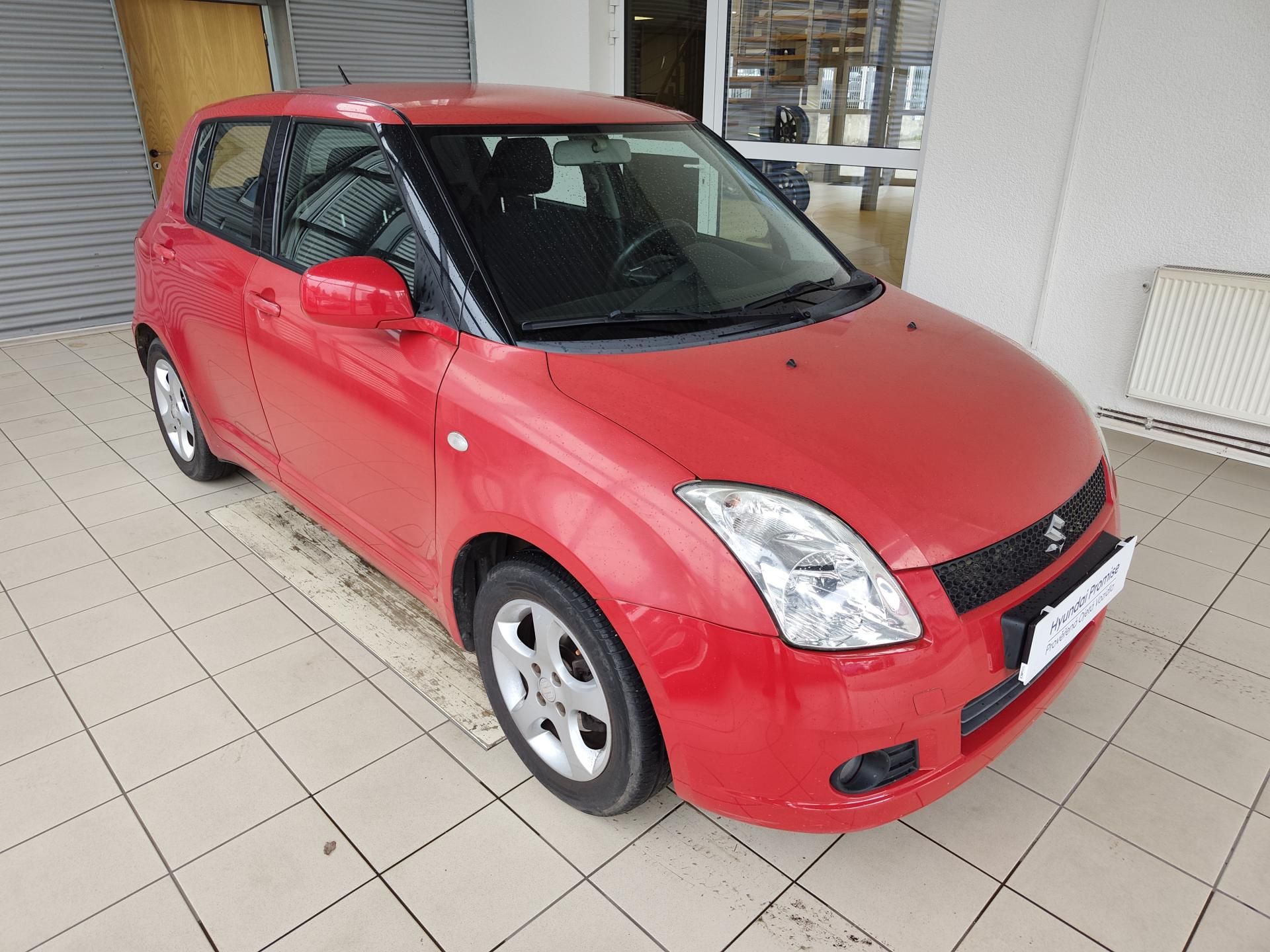 Suzuki Swift, 1.3i 67kW, ČR - fotka 5