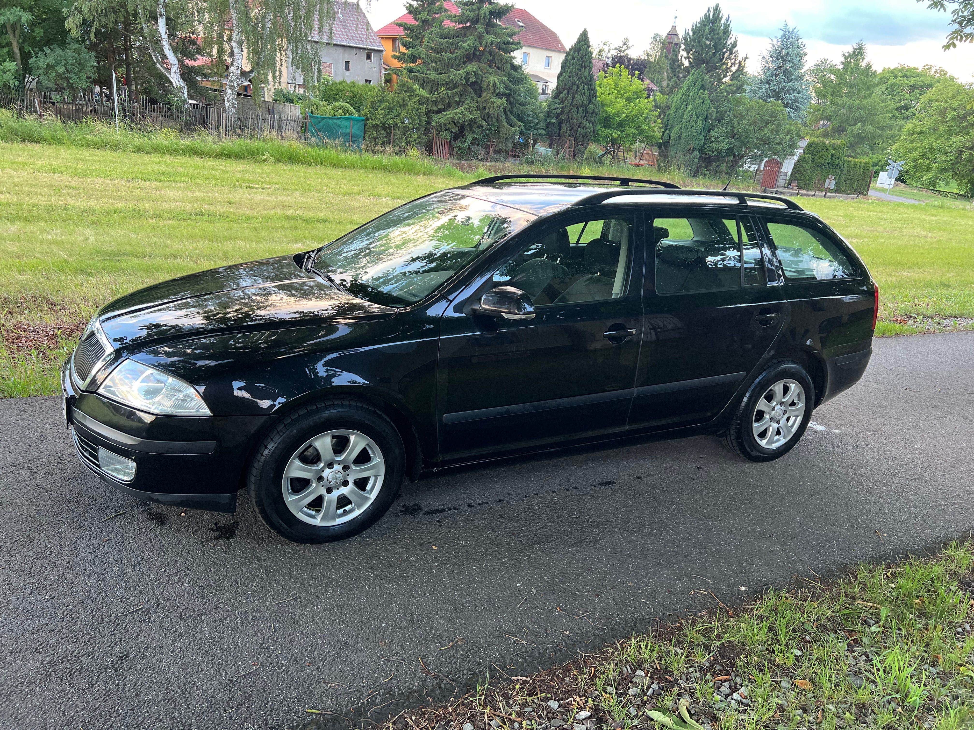 Škoda Octavia, 1.9tdi xenony, tempomat,klima