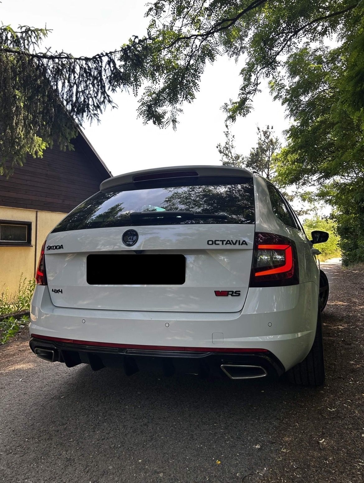 Škoda Octavia, RS, 2.0 TDI, 4x4, DSG, Tažné - fotka 6