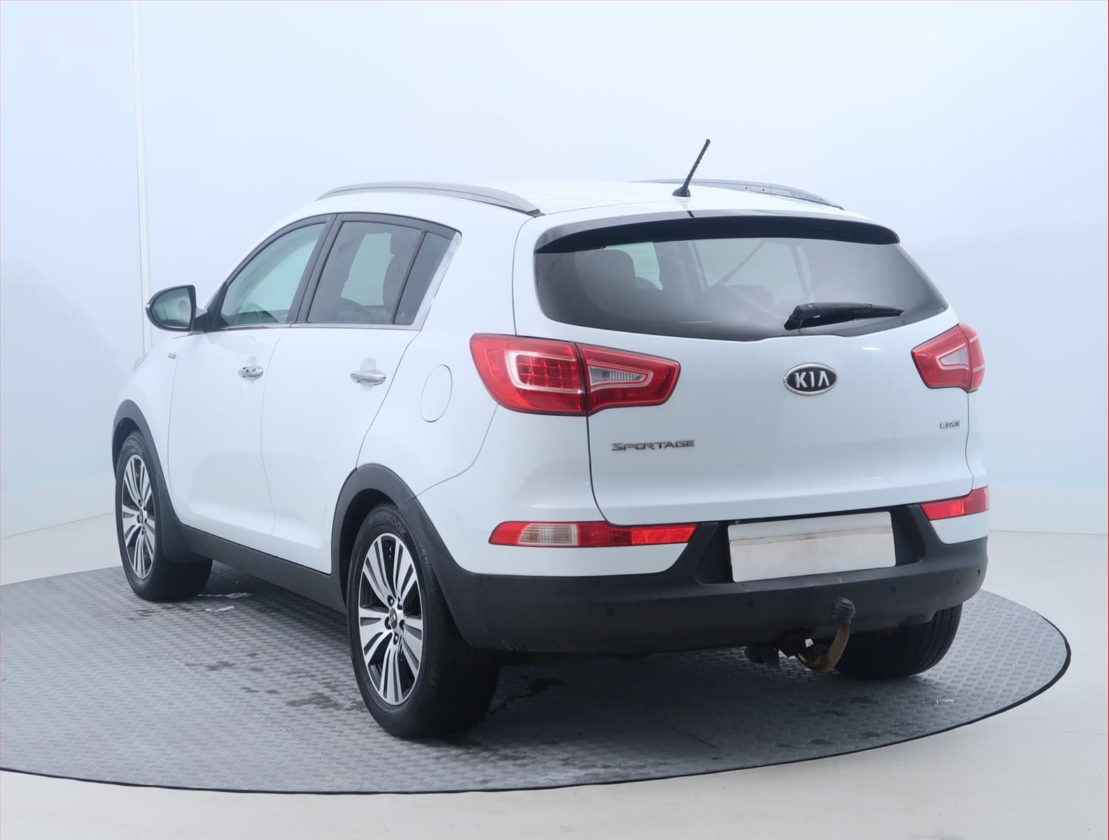 Kia Sportage, 2.0 CRDi, 4X4, Automat - fotka 4