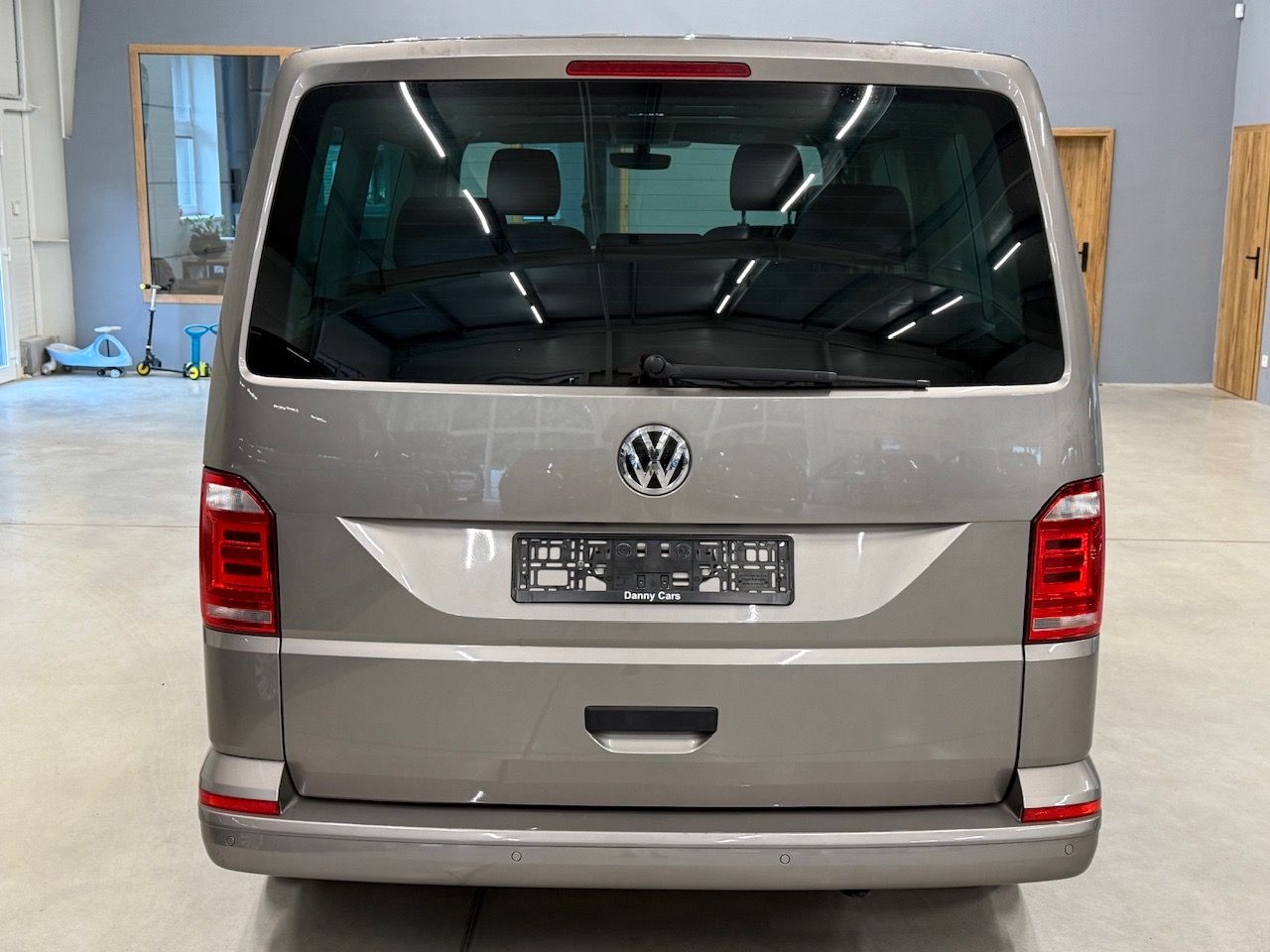 Volkswagen Multivan, T6 2.0TSI 110kw (benzín) - fotka 6