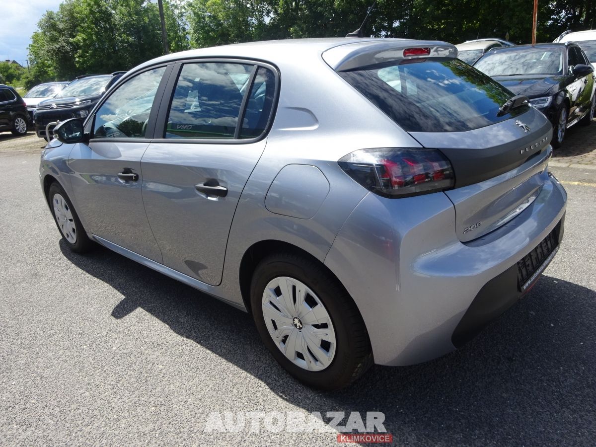 Peugeot 208, 1,2 i, 1 MAJITEL - fotka 6