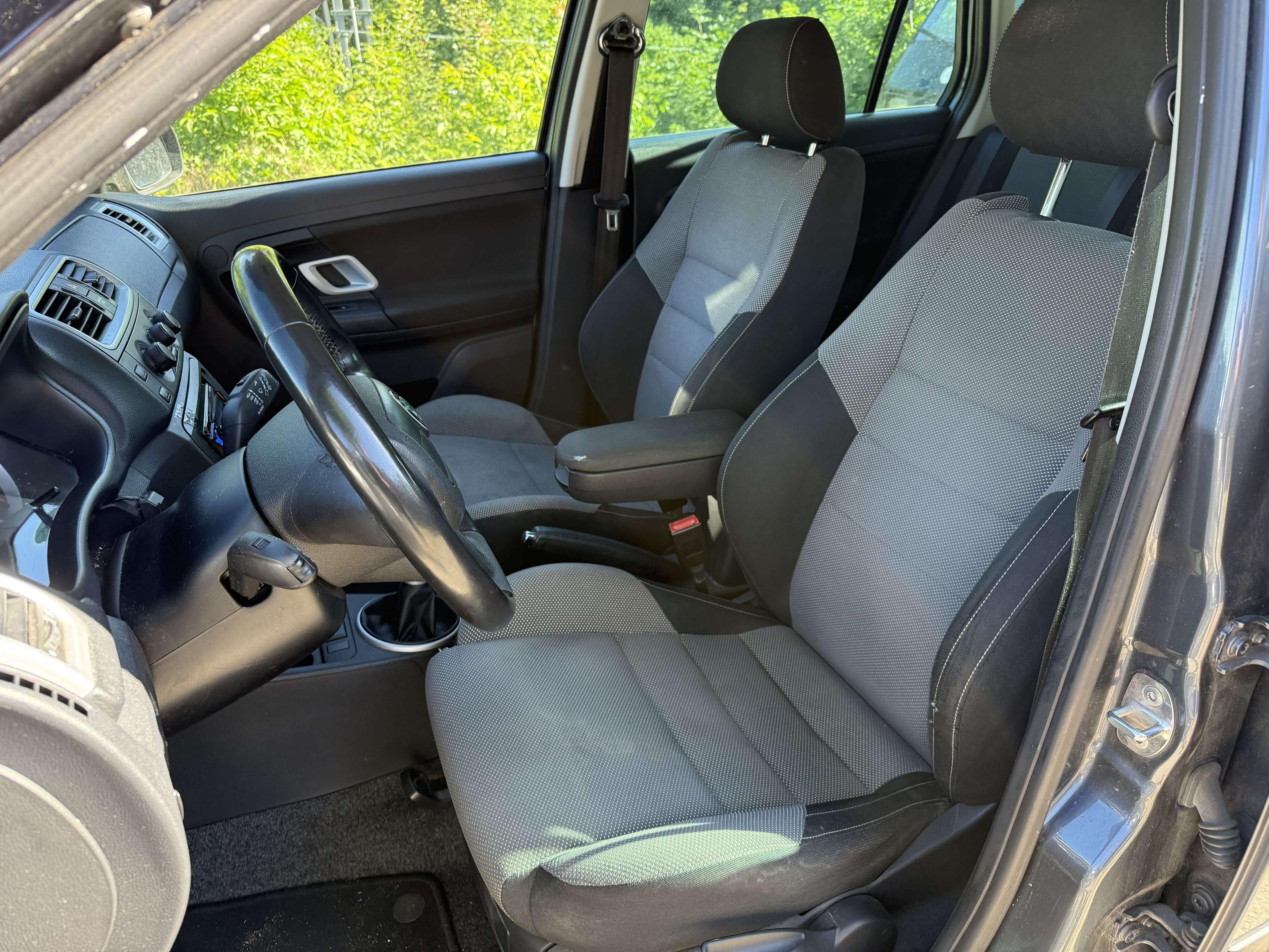 Škoda Fabia, 1.4 16V Sport - fotka 6