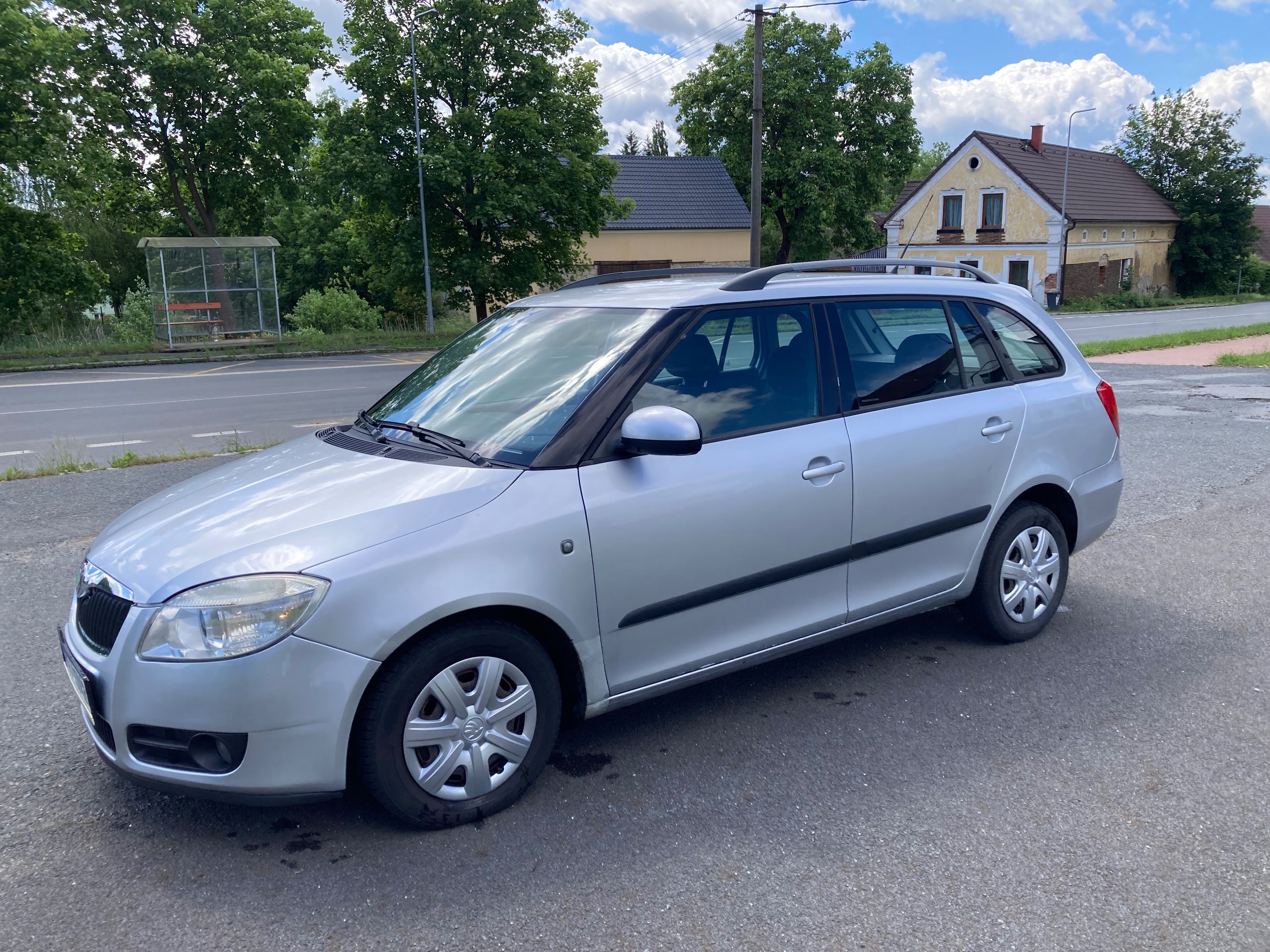 Škoda Fabia, 1.4 TDI 51kW, Top Stav - fotka 2