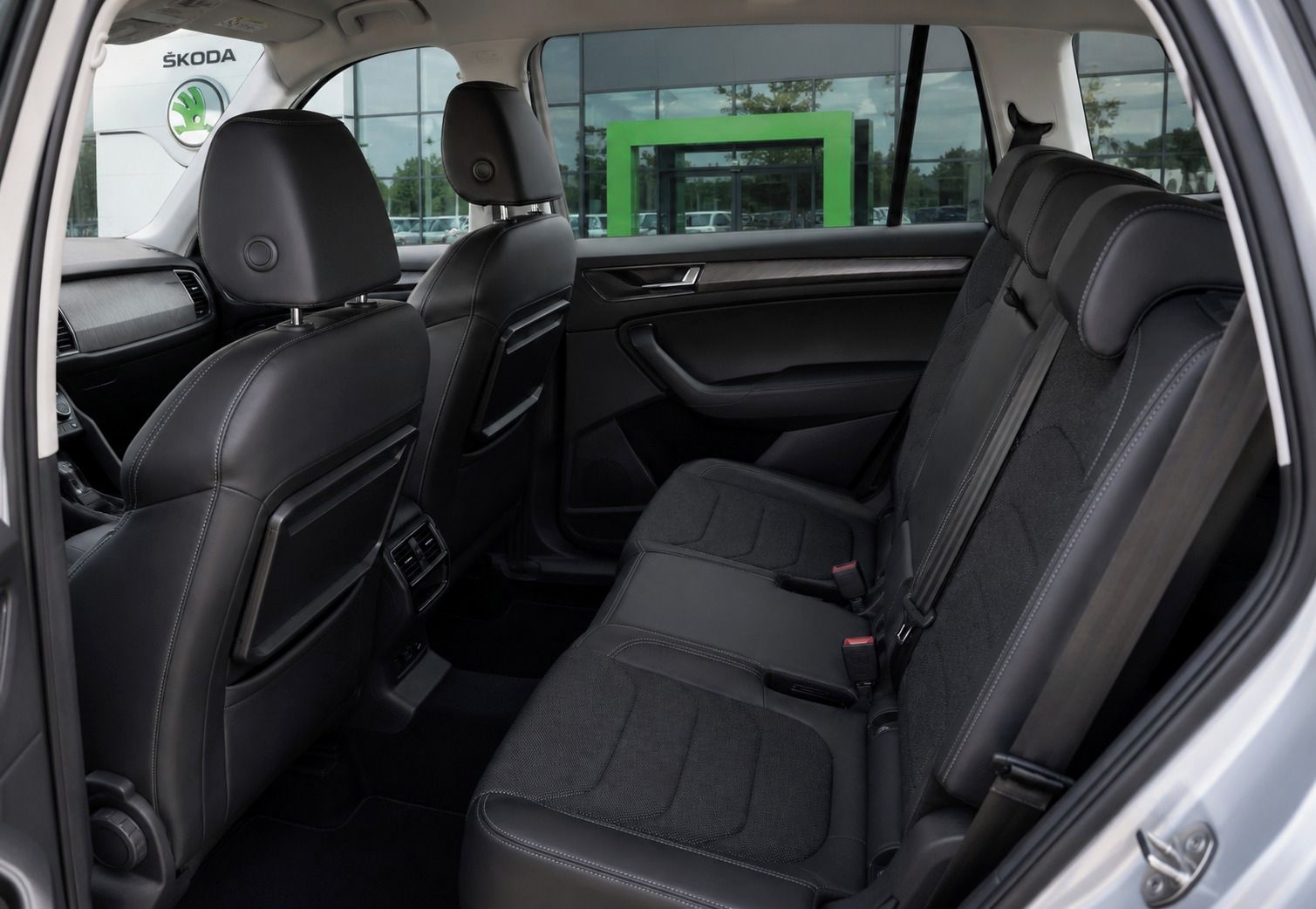 Škoda Kodiaq, DSG,7 místní,Virtual,Perfketní - fotka 4