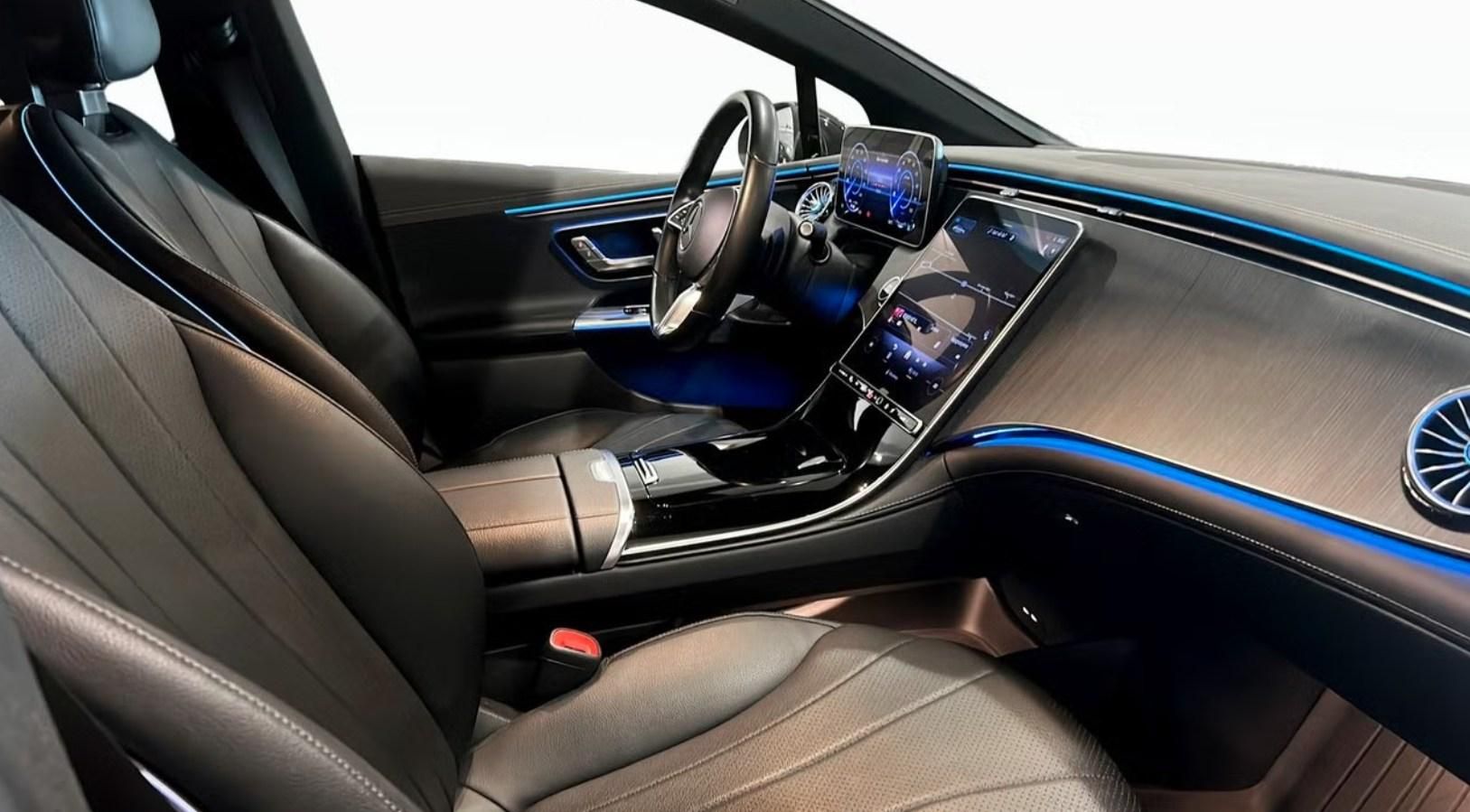 Mercedes-Benz EQE, 300 98kWh Kamera Tažné - fotka 3