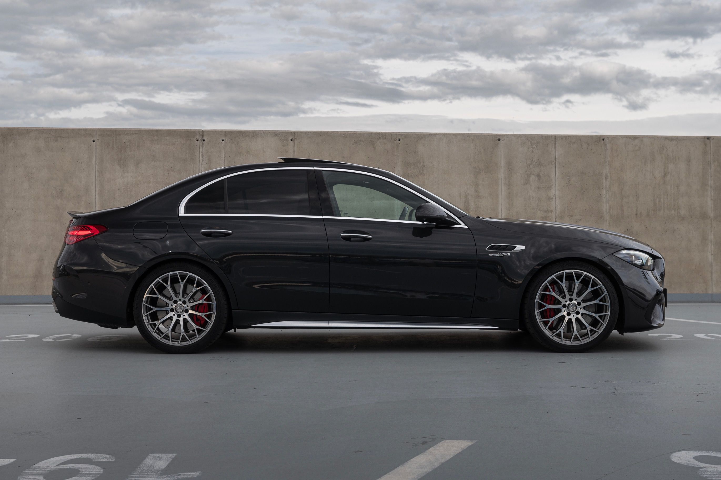 Mercedes-Benz Třídy C, AMG C63 S E-Performance - fotka 4