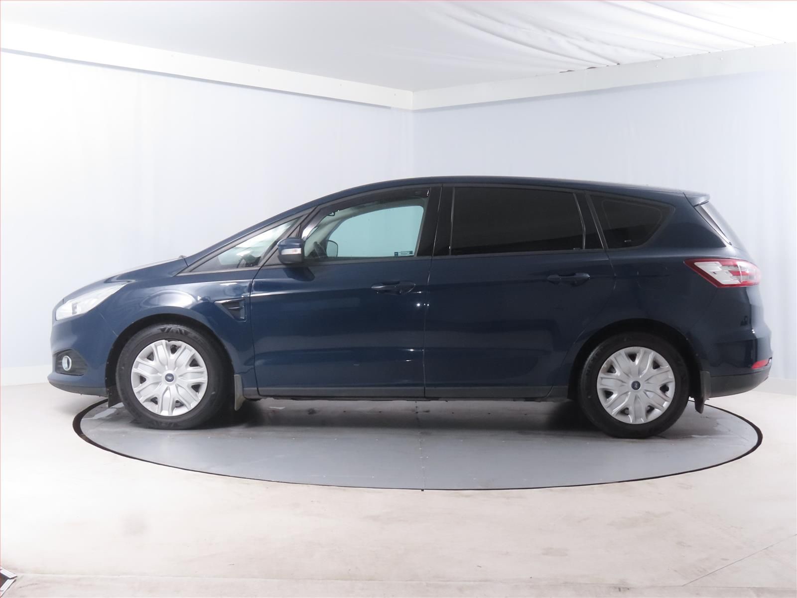 Ford S-MAX, 2.0 TDCi, Navi, Xenony - fotka 3