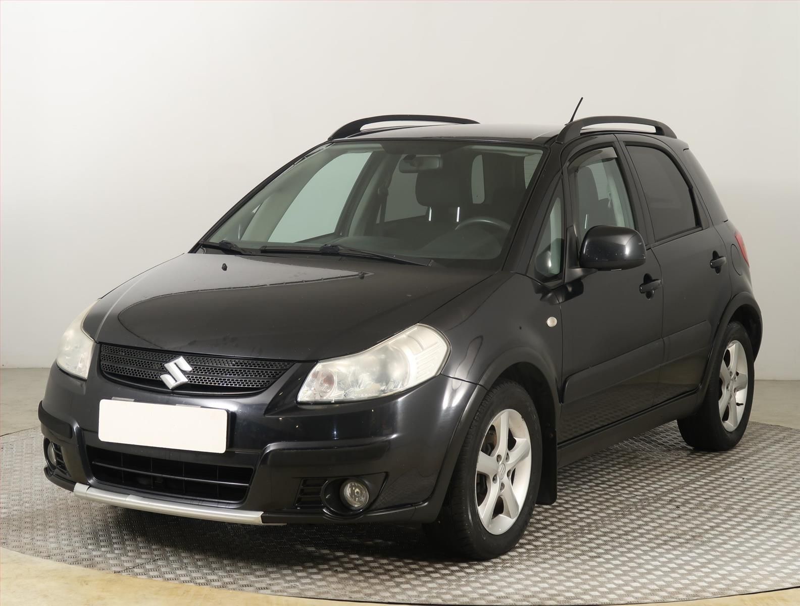 Suzuki SX4, 1.6 VVT, po STK, Tažné - fotka 2