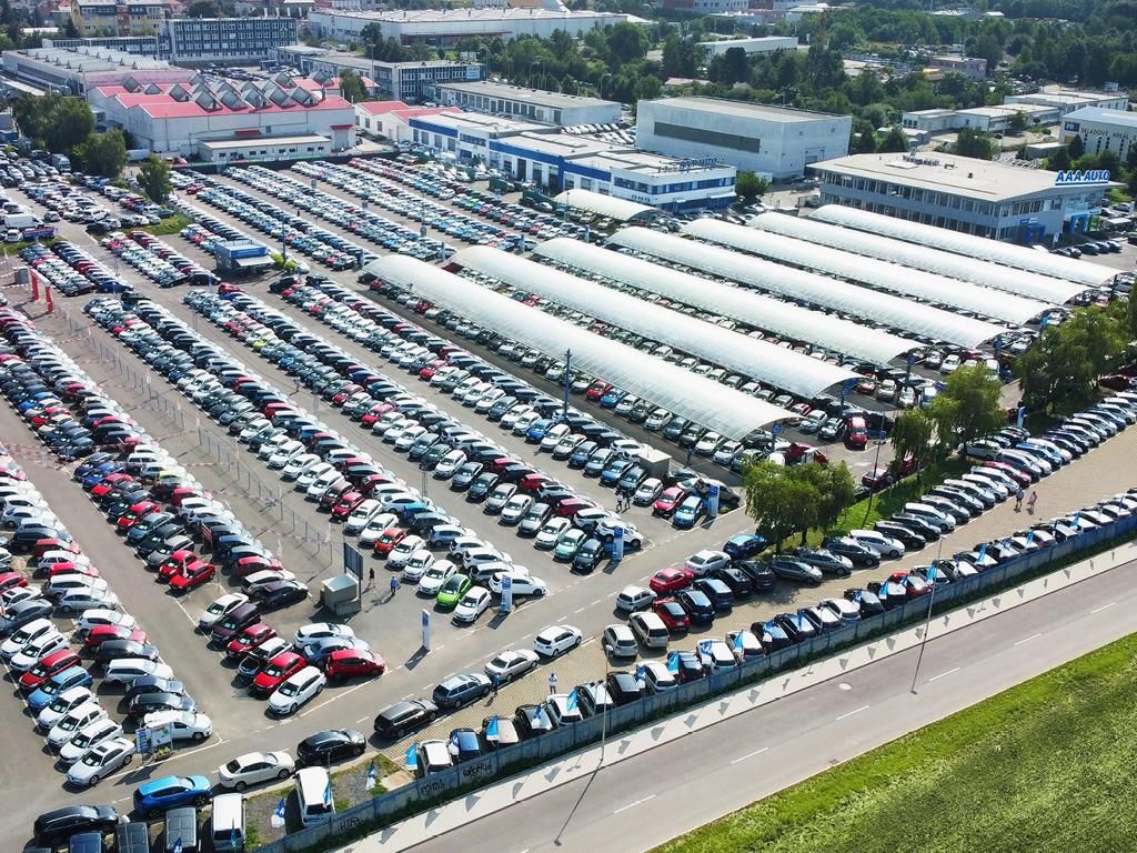 BMW Řada 3, 320 d, Klima - fotka 3