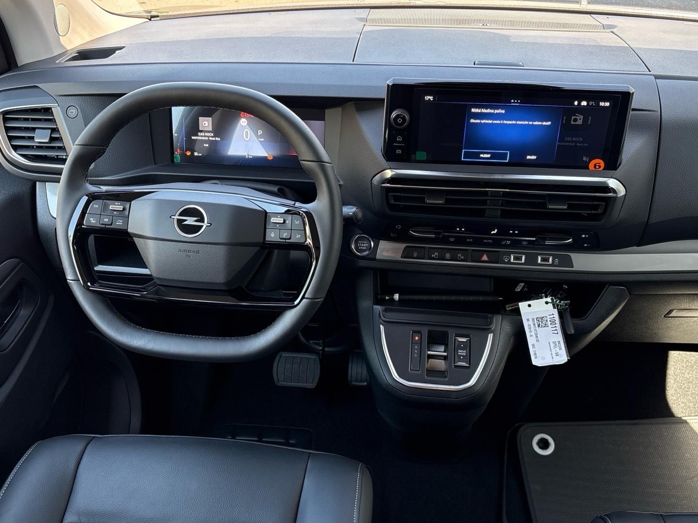 Opel Zafira, 2.2CDTi 180k 130kW L2 Elegance - fotka 4