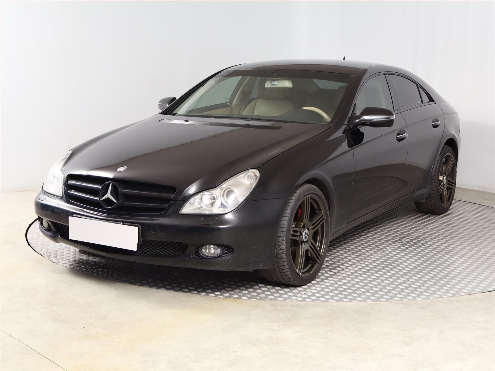Mercedes-Benz CLS, 320 CDI, Automat - fotka 2