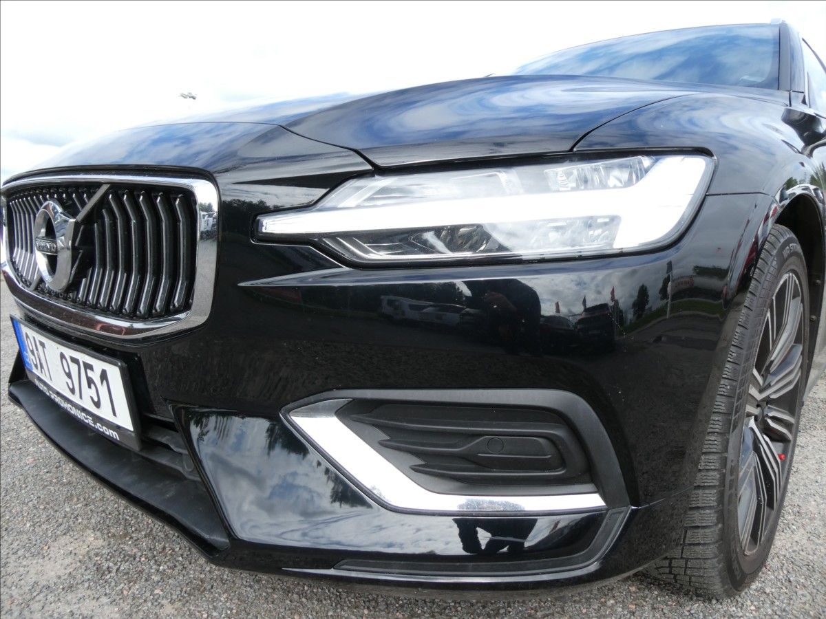 Volvo V60, 2,0 D3 AWD Inscription,DPH,ČR - fotka 4