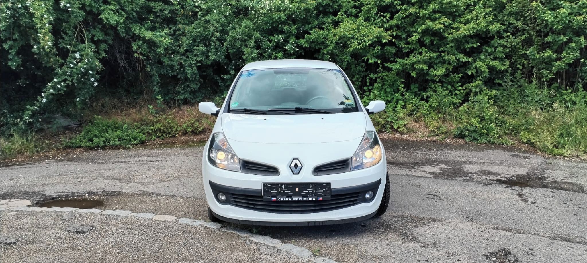 Renault Clio, 1.6, Klimatizace - fotka 3