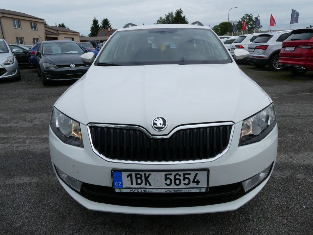 Škoda Octavia, 1,6 TDi 81kW STYLE, DPH, ČR - fotka 2