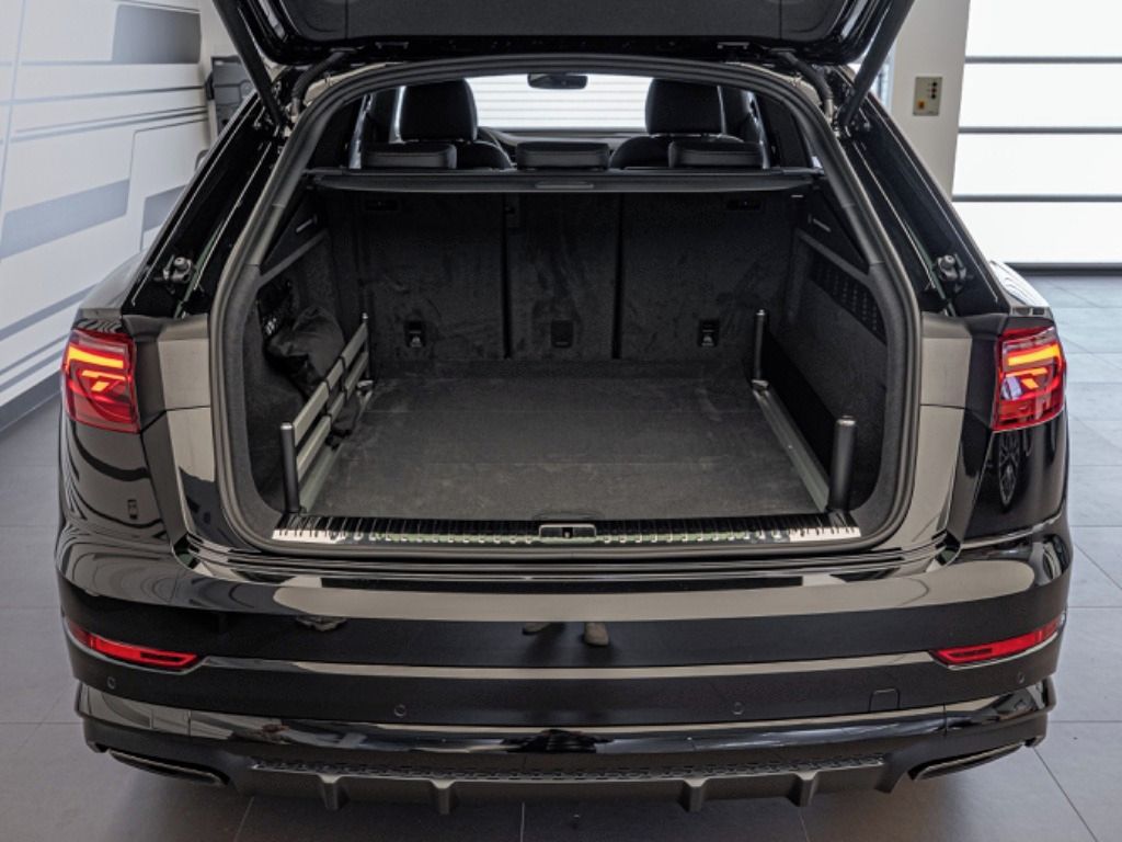 Audi Q8, SUV 50 TDI quattro - fotka 5