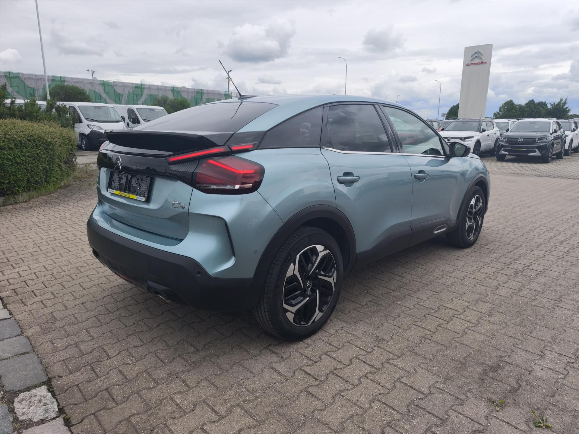 Citroën C4, 1,5 HDi 130 EAT8,ČR,zár.2027 - fotka 3
