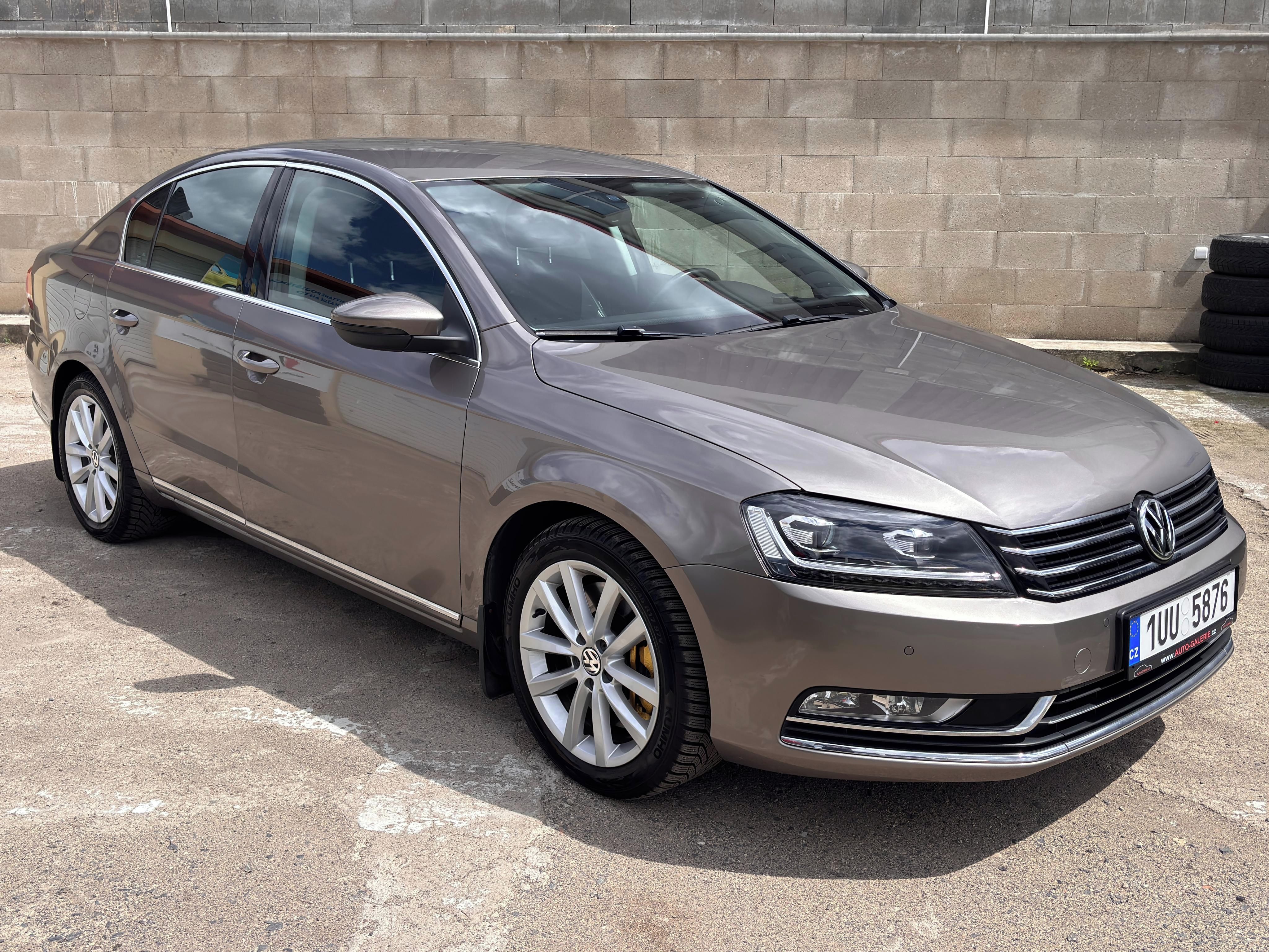 Volkswagen Passat, 3.6 V6, TOP TECHNICKÝ STAV - fotka 4