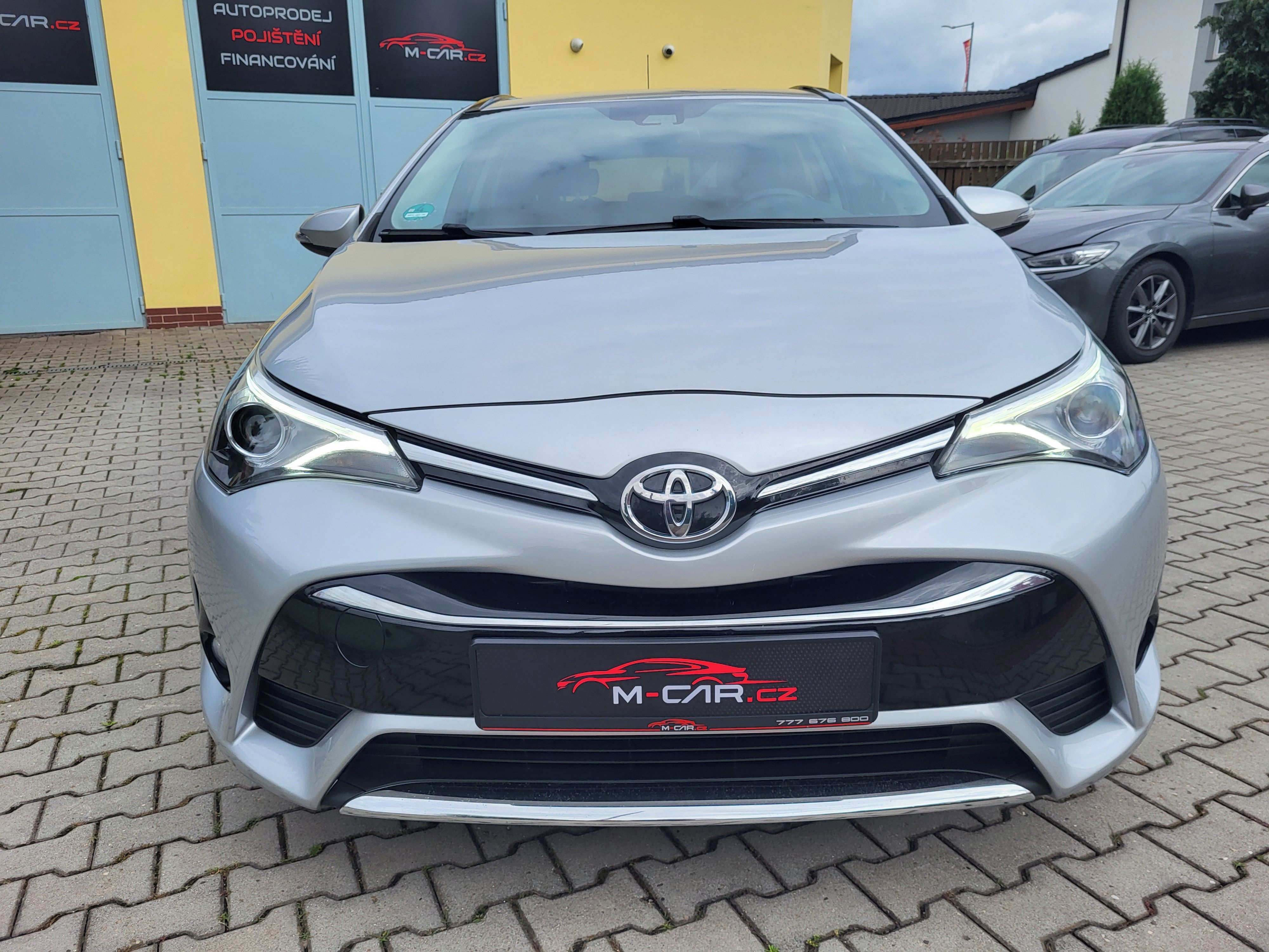 Toyota Avensis, Toyota Avensis 1.8 VVT-i TAŽNÉ - fotka 2