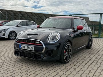 2.0 JCW AT