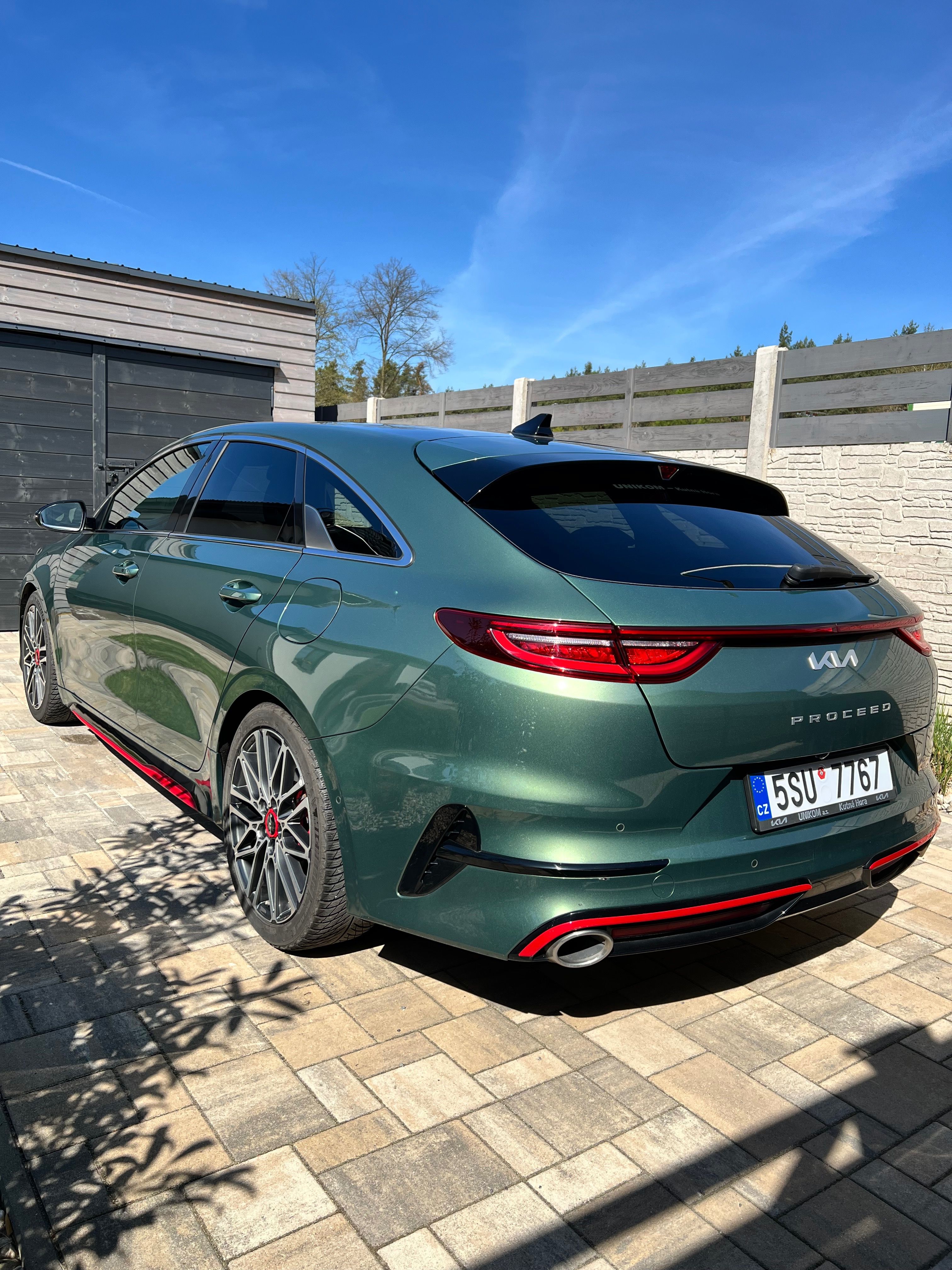Kia ProCeed, GT,panorama,tažné - fotka 2