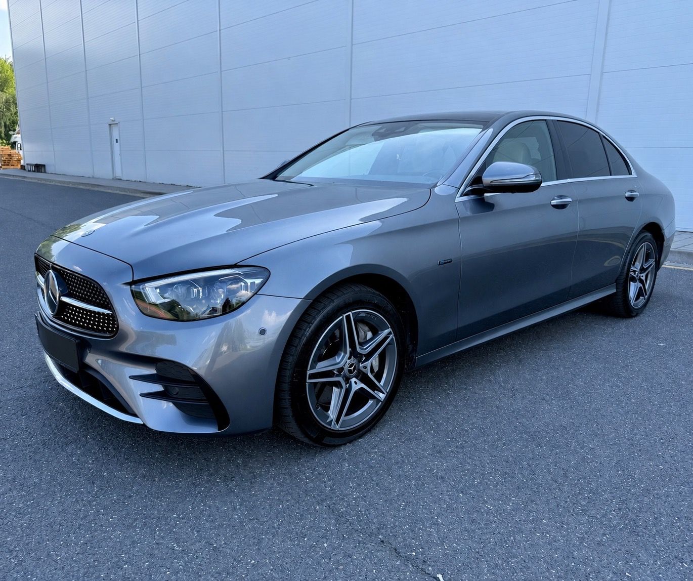 Mercedes-Benz Třídy E, Mercedes E300 de 4MATIC - fotka 2