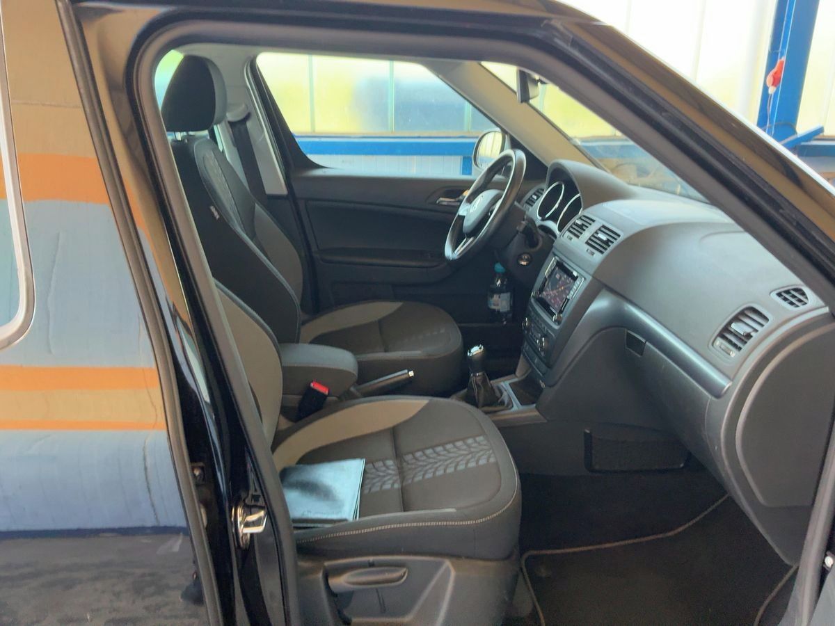 Škoda Yeti, 1.4TSI 92KW OUTDOOR BI-XENONY - fotka 3