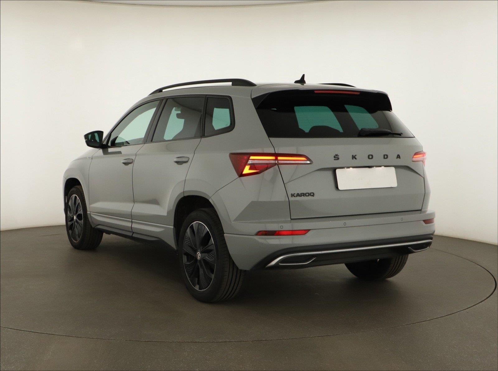Škoda Karoq, 2.0 TDI, Sportline, Automat - fotka 4