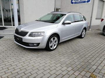 2.0TDi DSG 110kW STYLE *Xenony