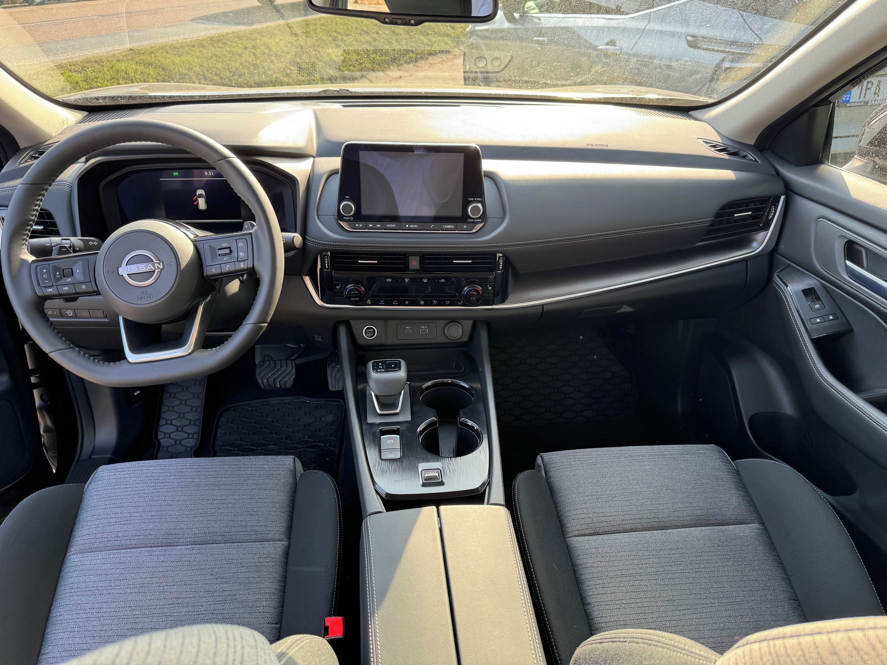 Nissan X-Trail, 1.5 VC-T MH 163HP A/T Accenta+ - fotka 5