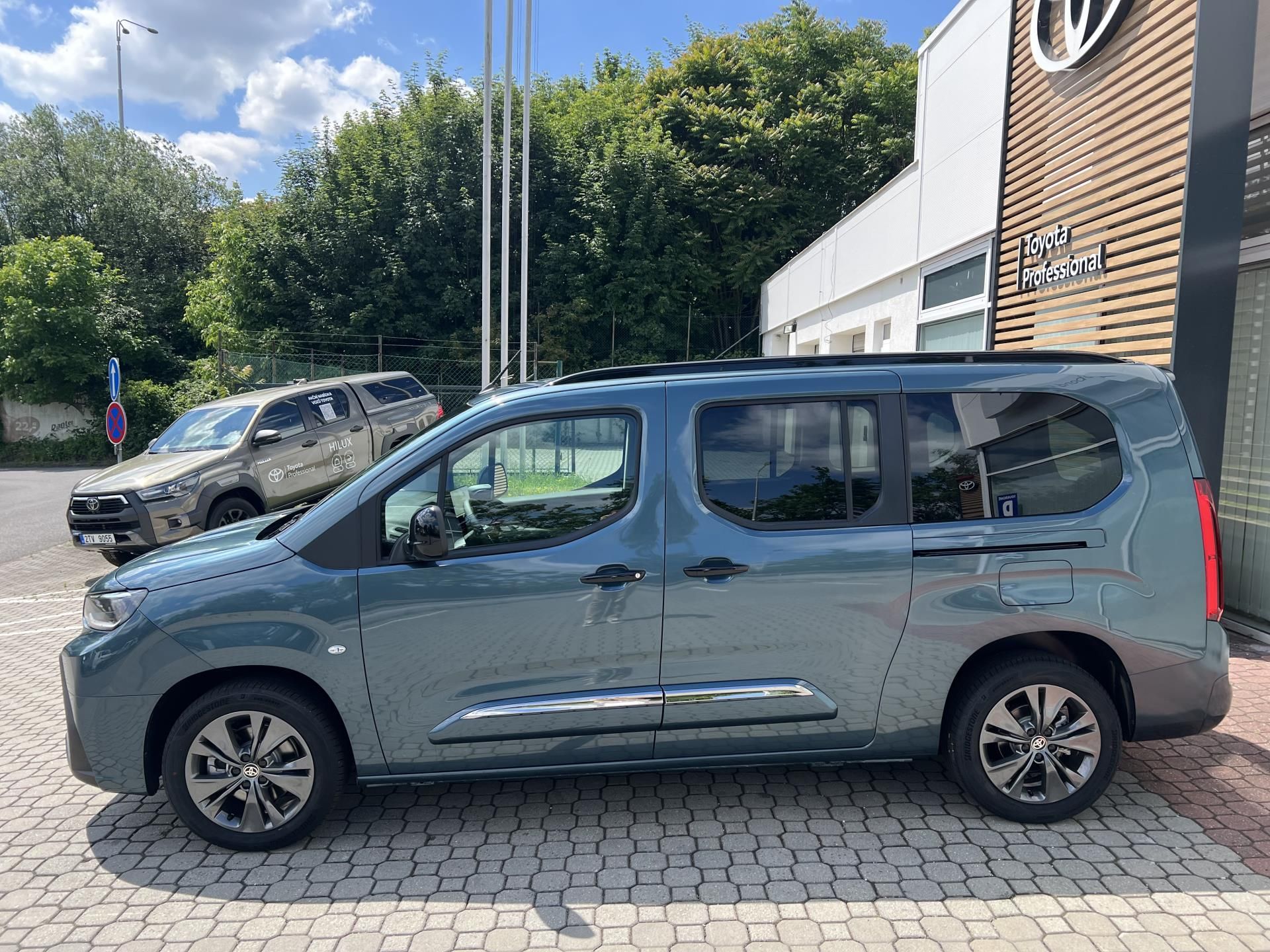 Toyota Proace City Verso, 1.5D 6MT Family - fotka 3