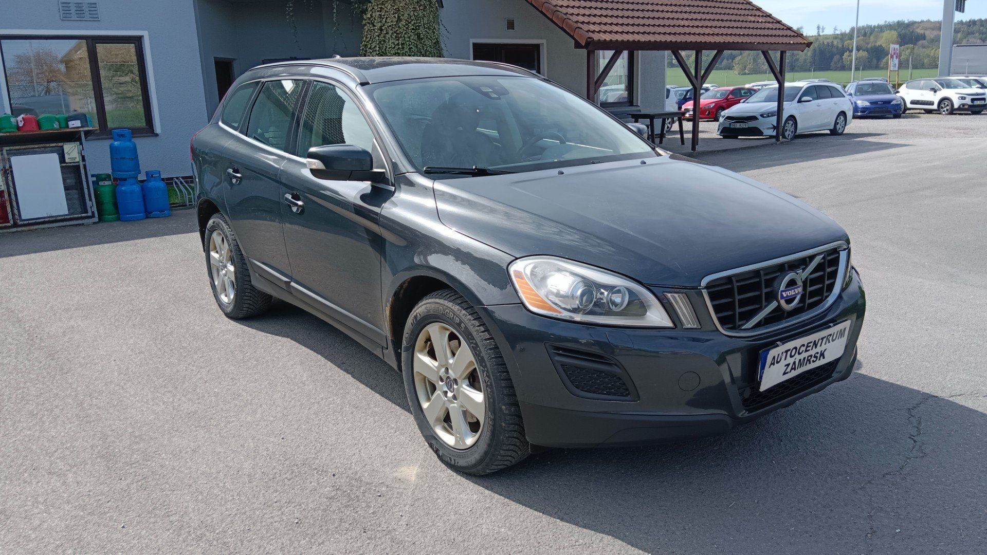 Volvo XC60, 2.4 D5 AWD 158 KW - fotka 4