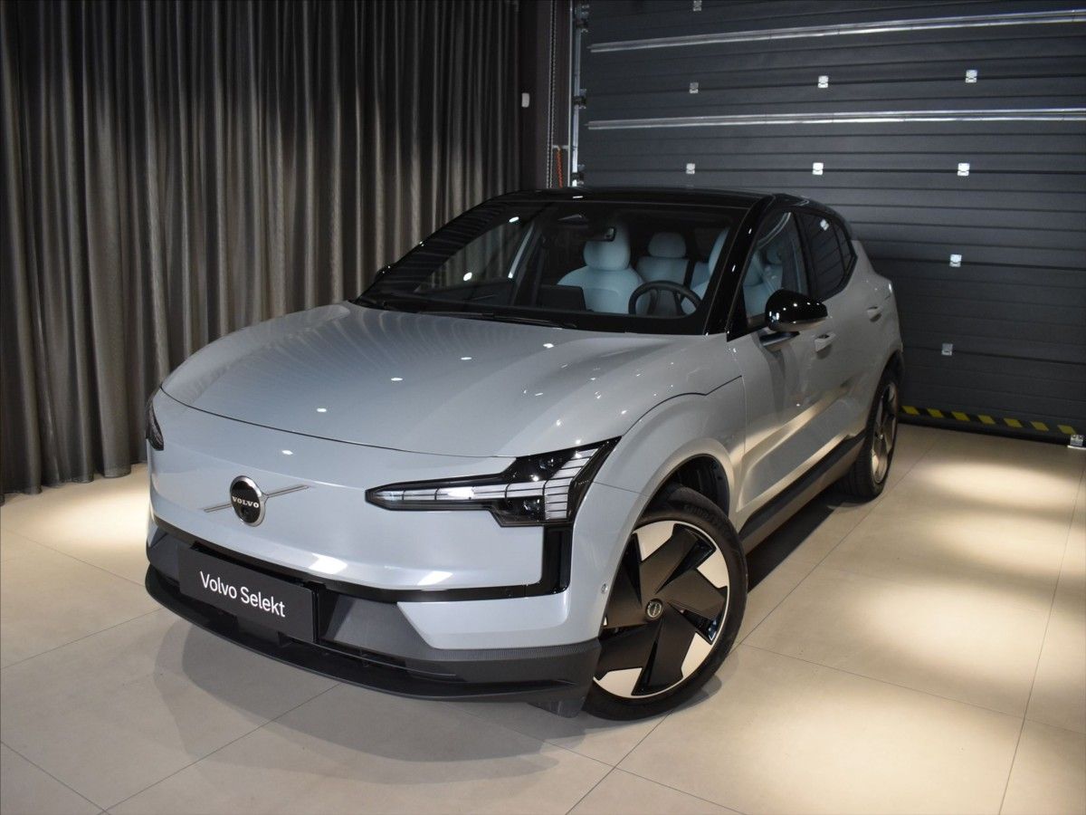 Volvo EX30, Ultra Twin Preformance