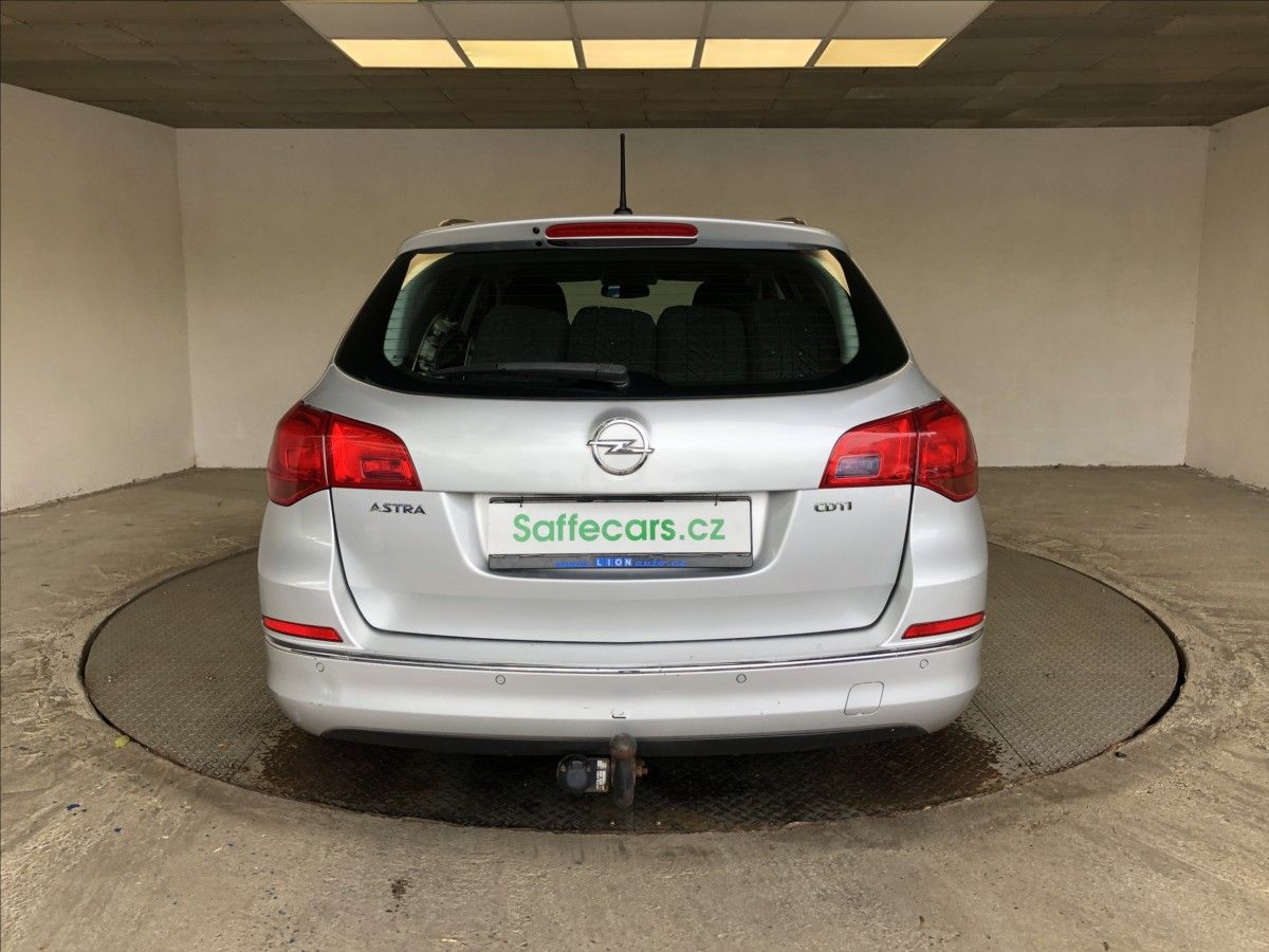 Opel Astra, 1,7 CDTI - fotka 6